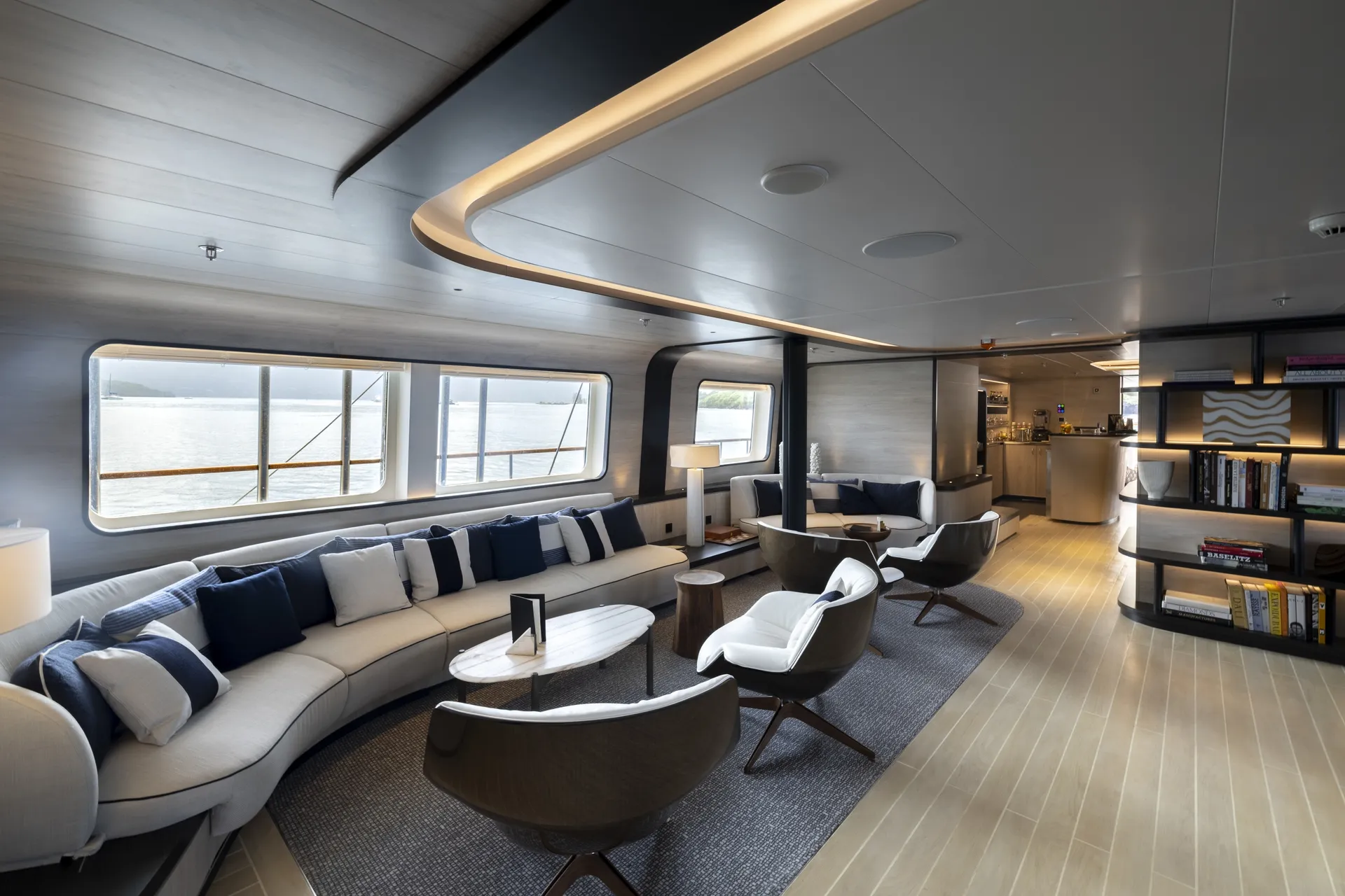 Emeraude 酒廊與酒吧 - Alizés 甲板 1