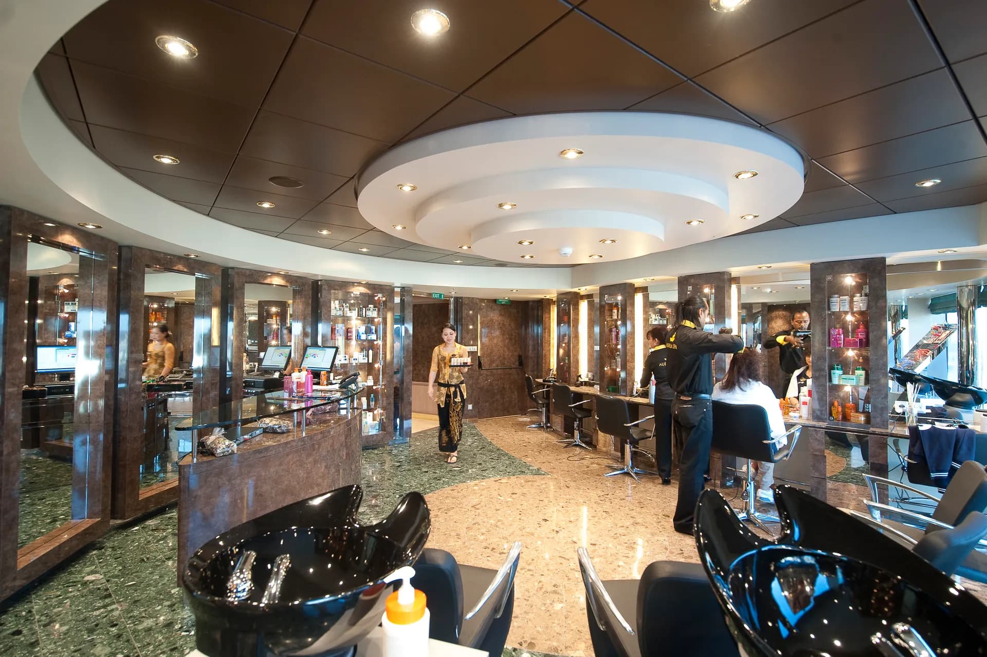 美容美髮沙龍 1