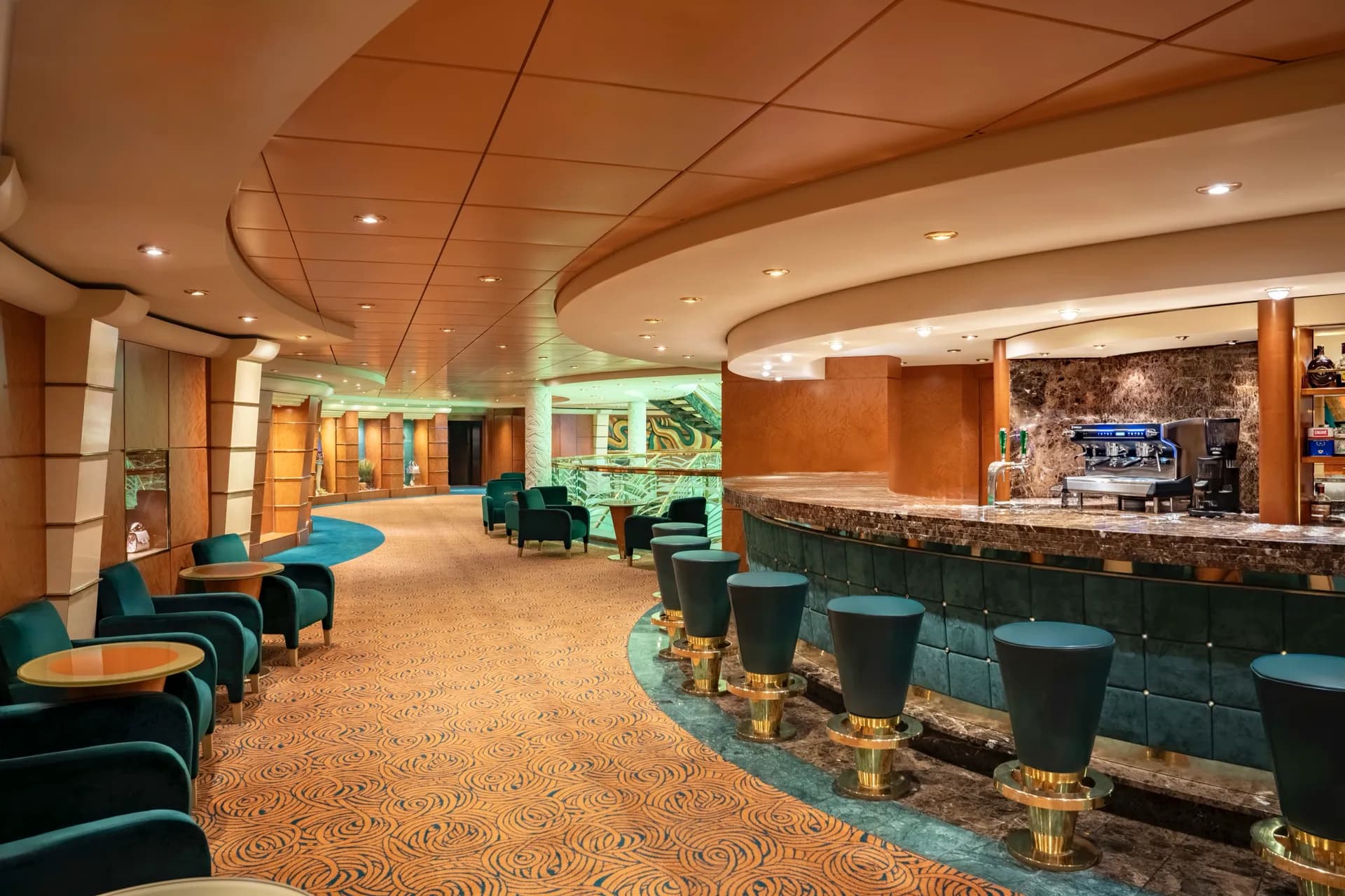 Giada Bar 吉亞達酒吧 & Bar Smeraldo 斯梅拉爾多酒吧 2