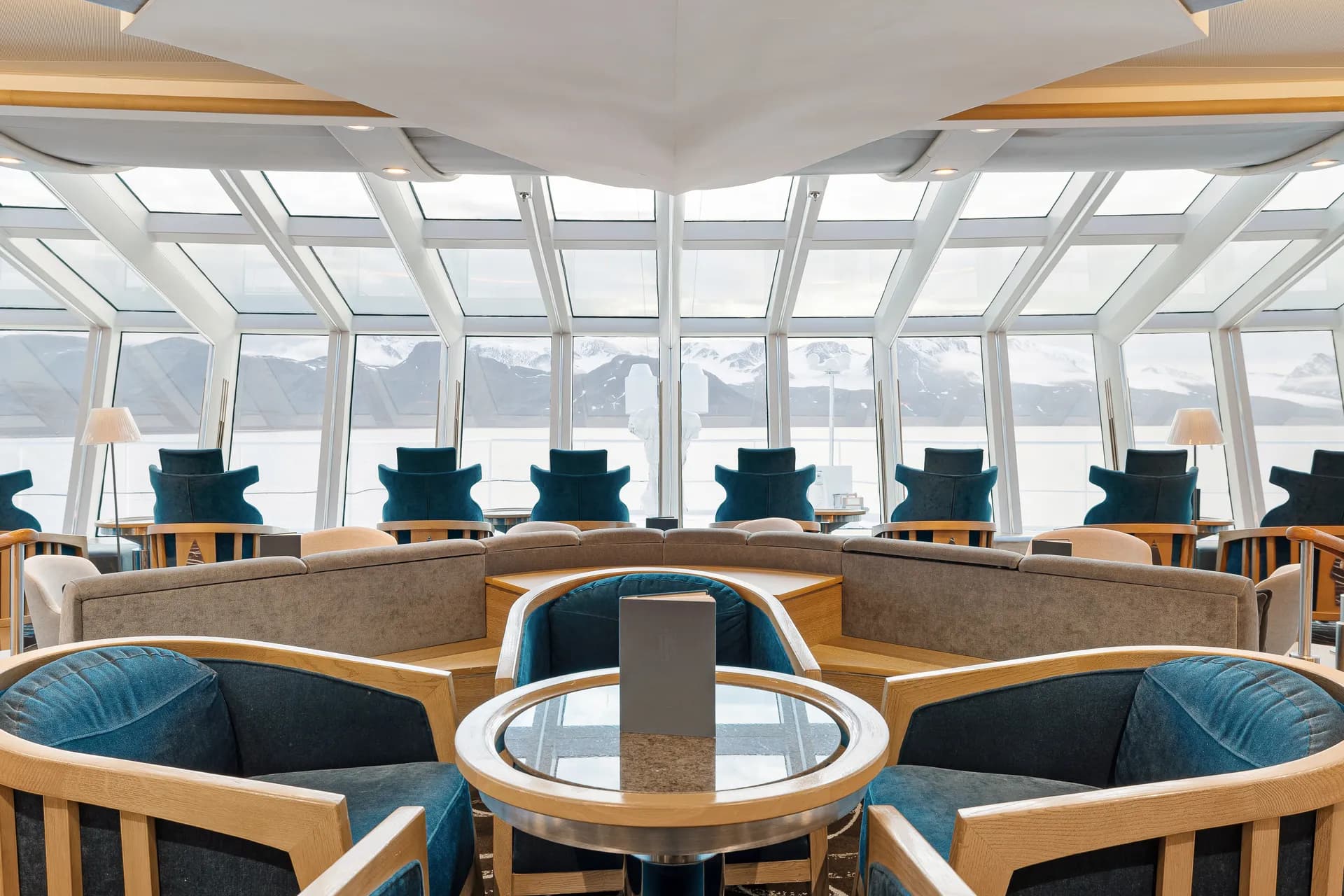 探險家酒廊與酒吧 8