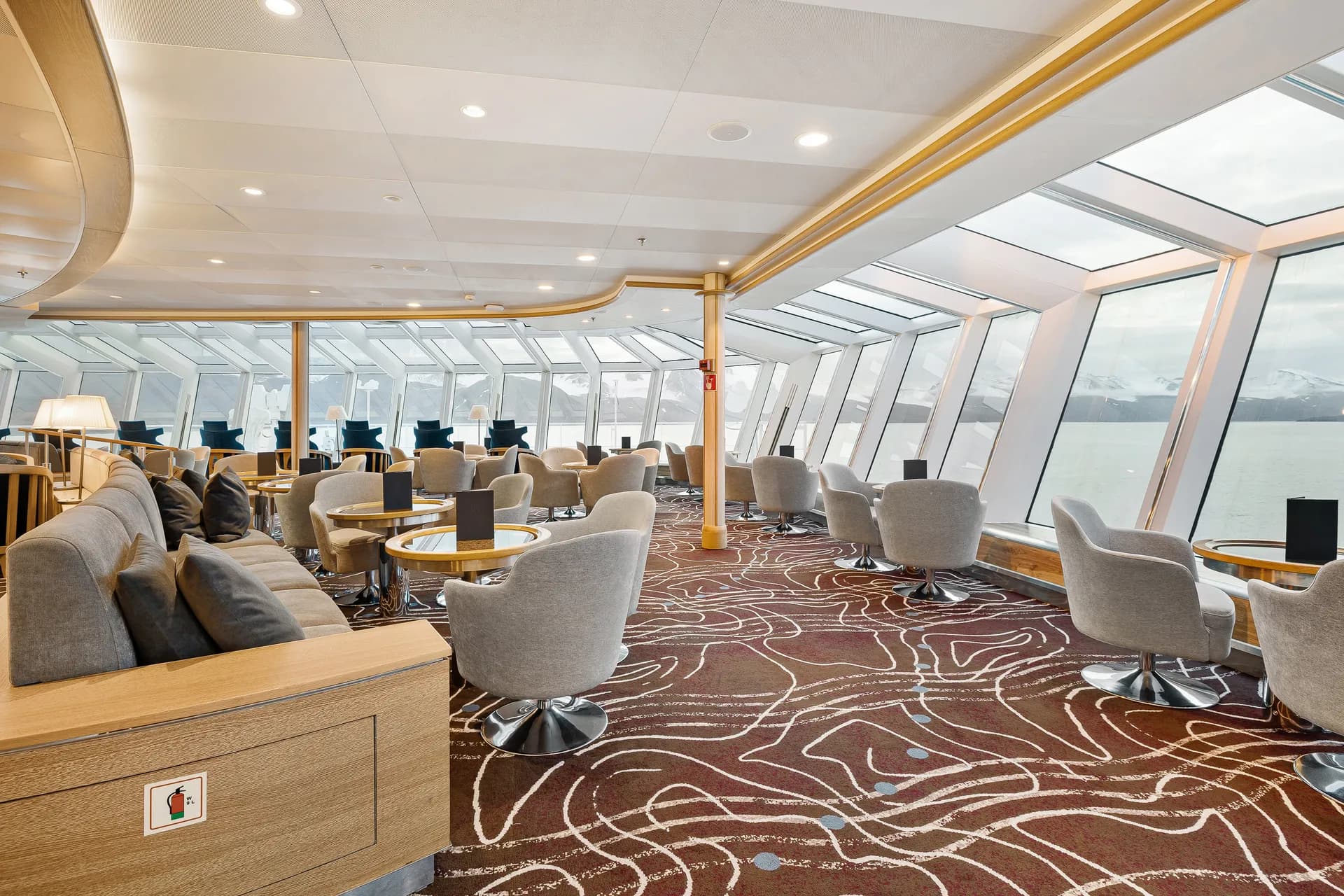 探險家酒廊與酒吧 6