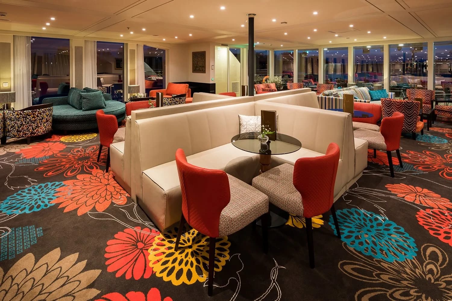 阿瑪克里斯蒂娜號 6