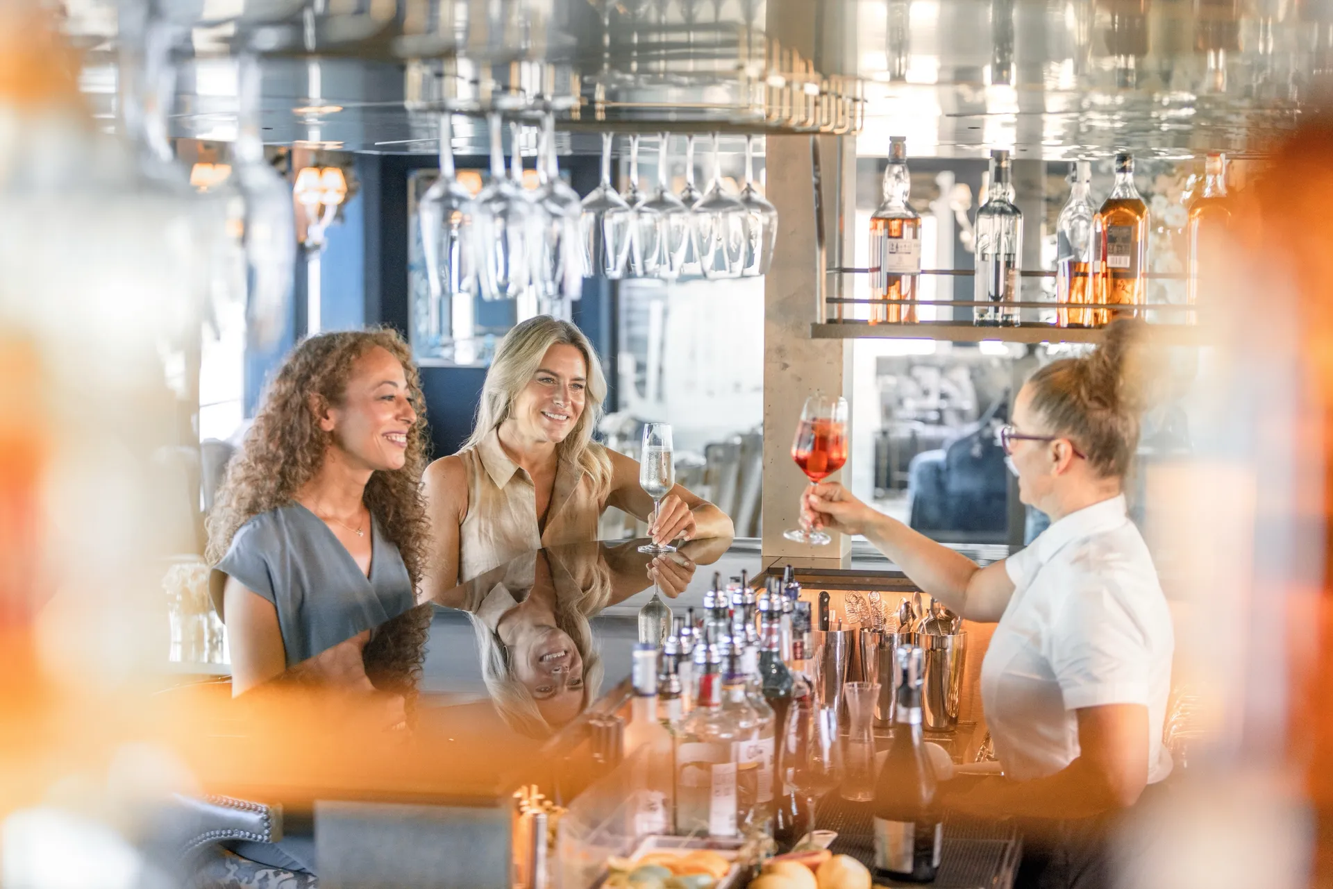 Hari's Bar & Lounge 哈里酒吧與休息室 5