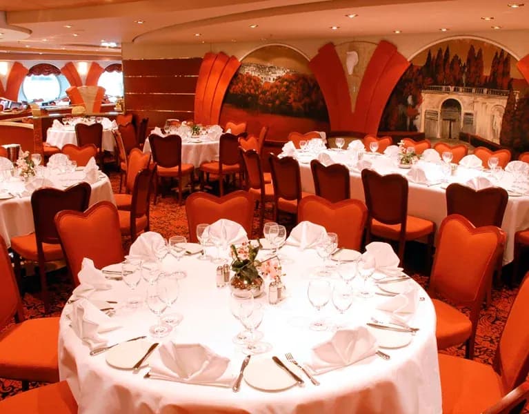 地中海管樂號 8