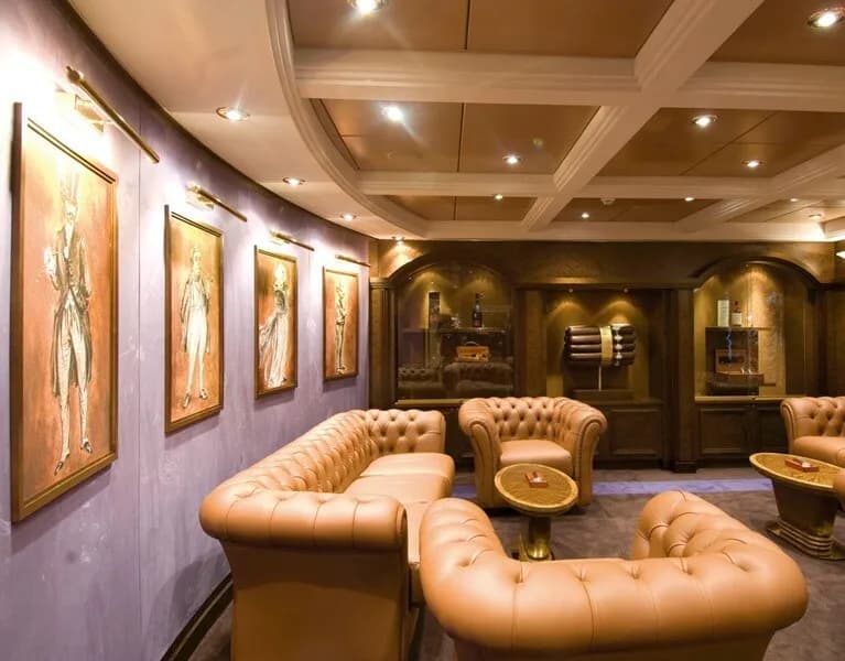 地中海管樂號 13