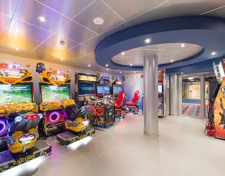 地中海歌劇號 11