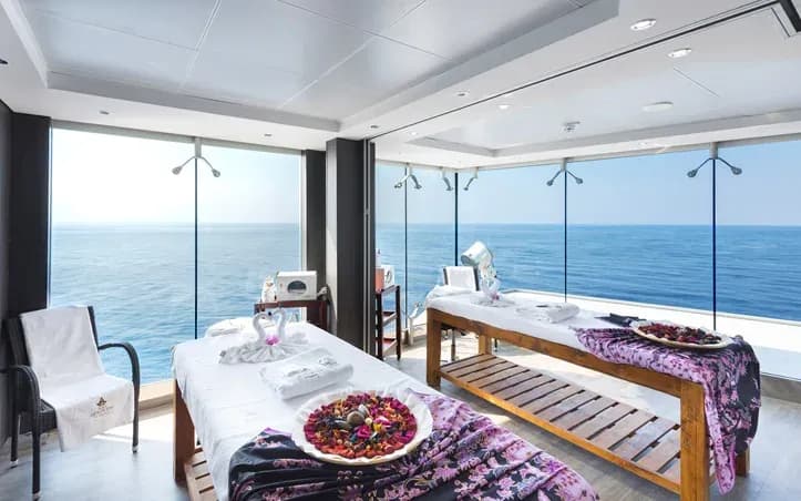 地中海歌劇號 14