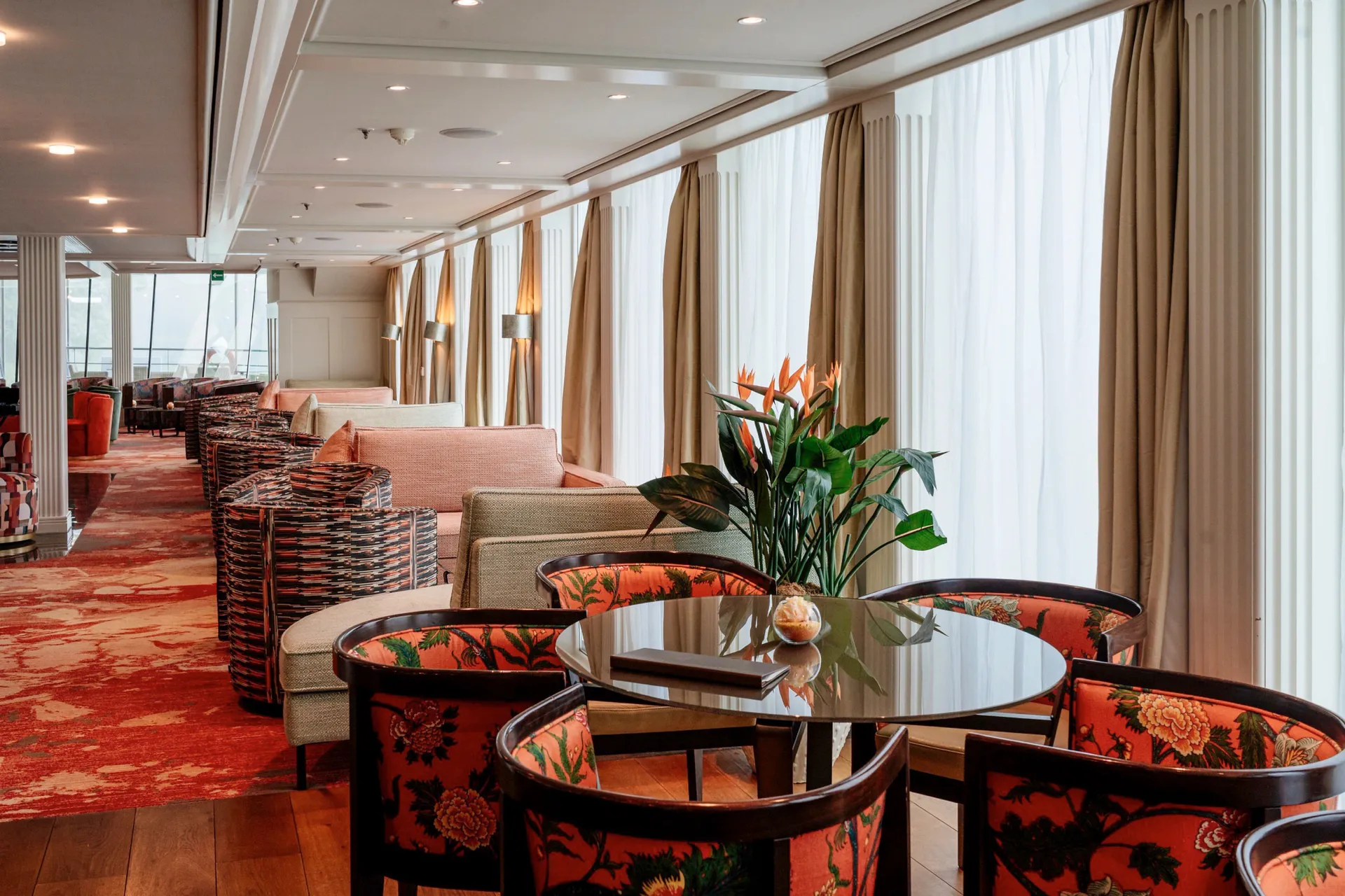 主酒廊與酒吧 6