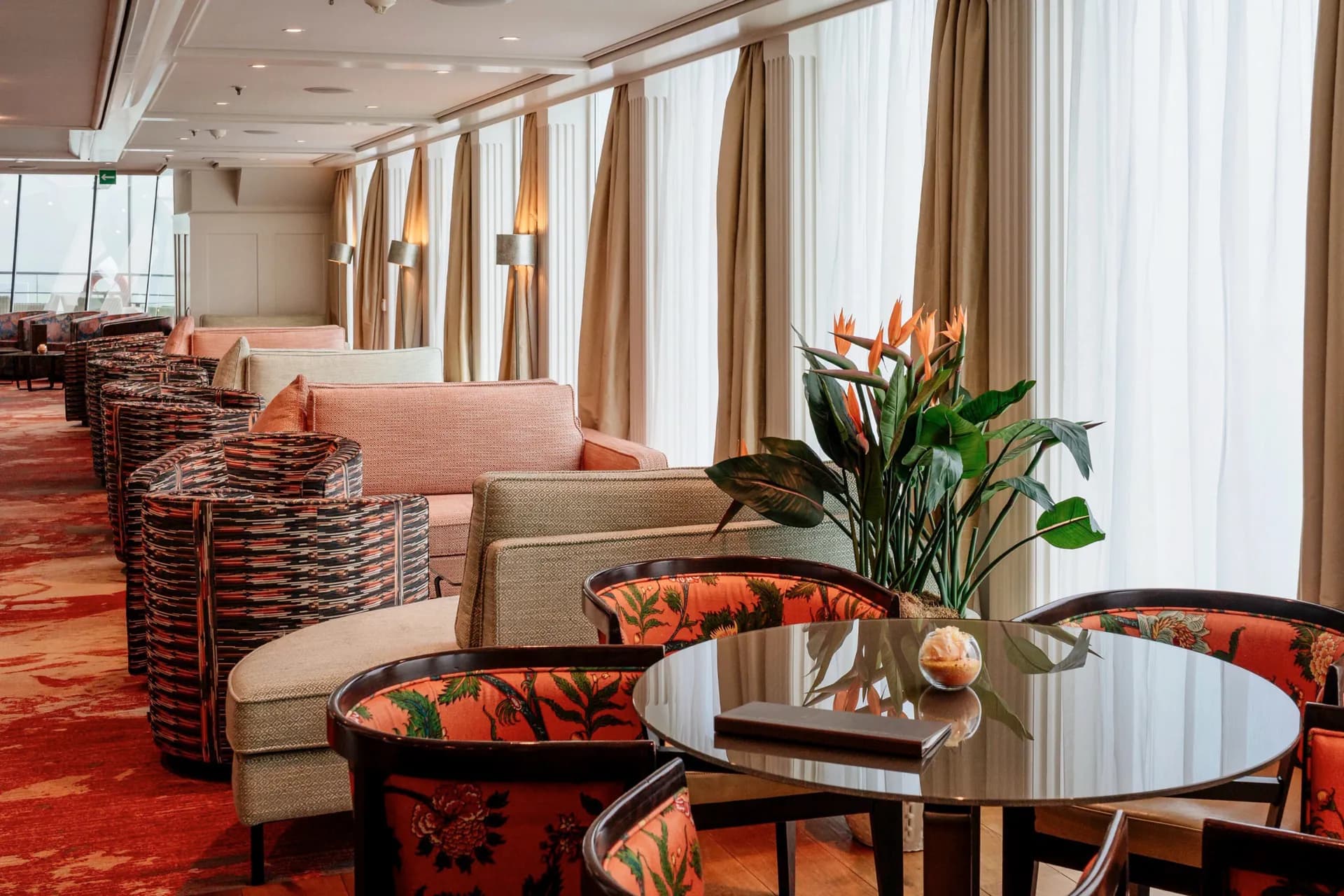 主酒廊與酒吧 5