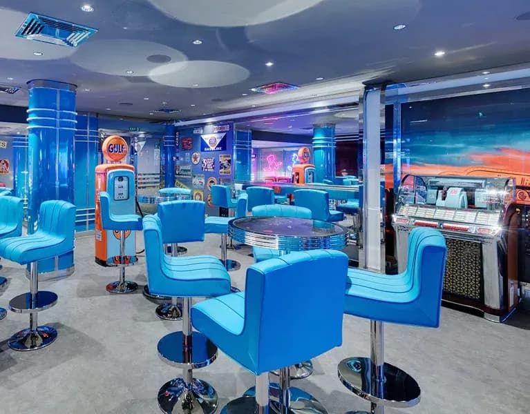 地中海海平線號 13