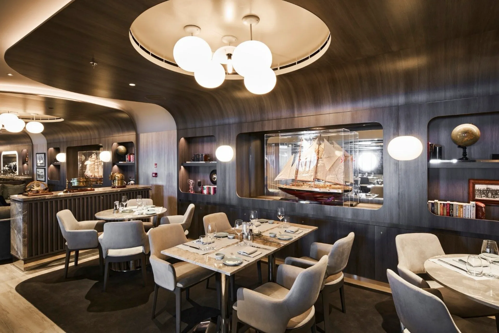 地中海遊艇俱樂部 8