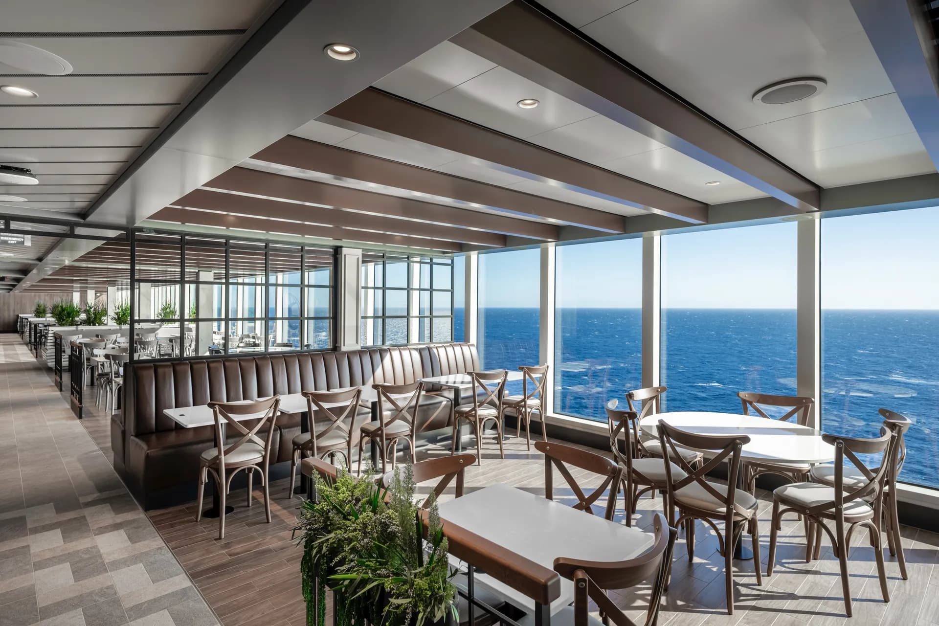 市集自助餐廳 4