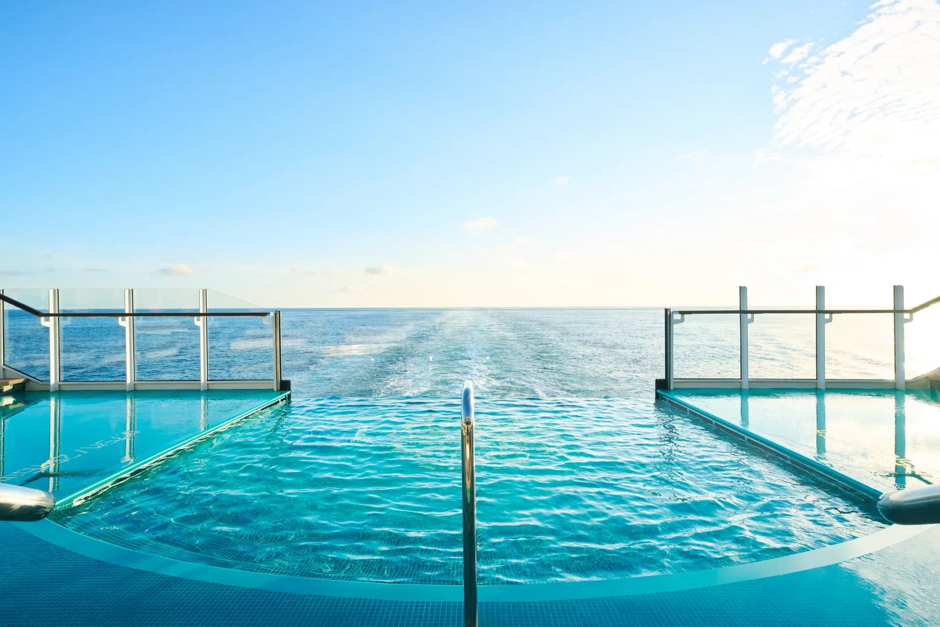 Astern Pool & Bar 船尾泳池酒吧 4