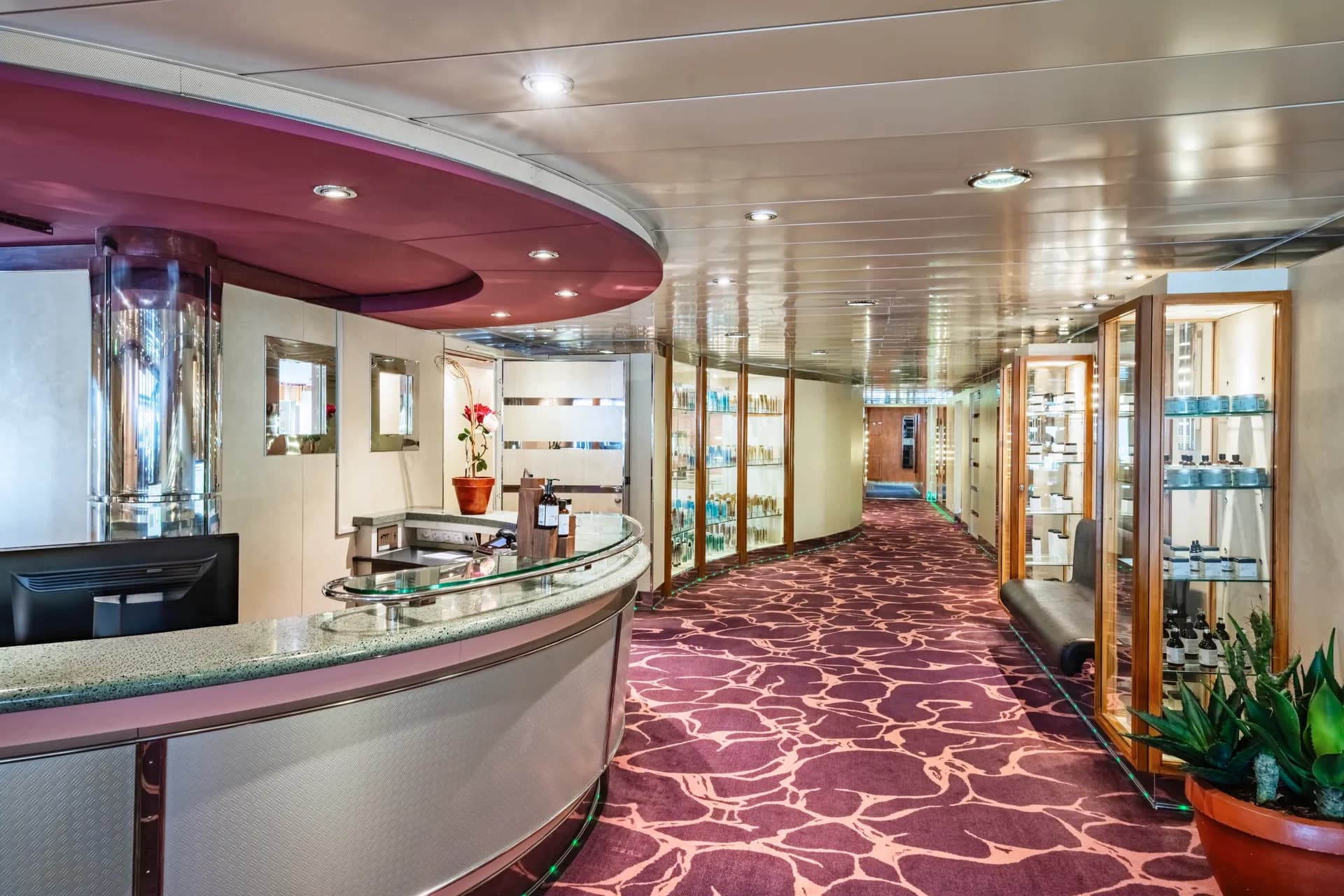 接待處 - 賓客服務 4