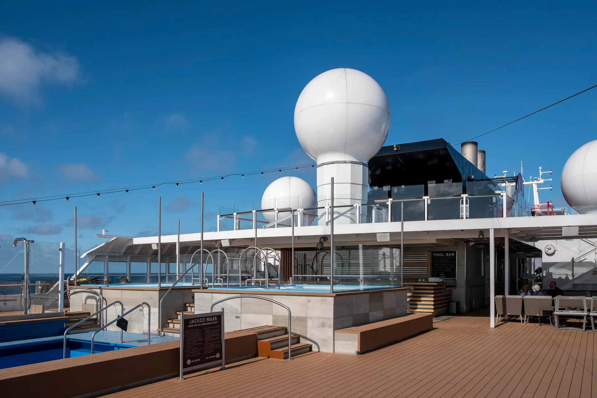 按摩浴池與泳池 2