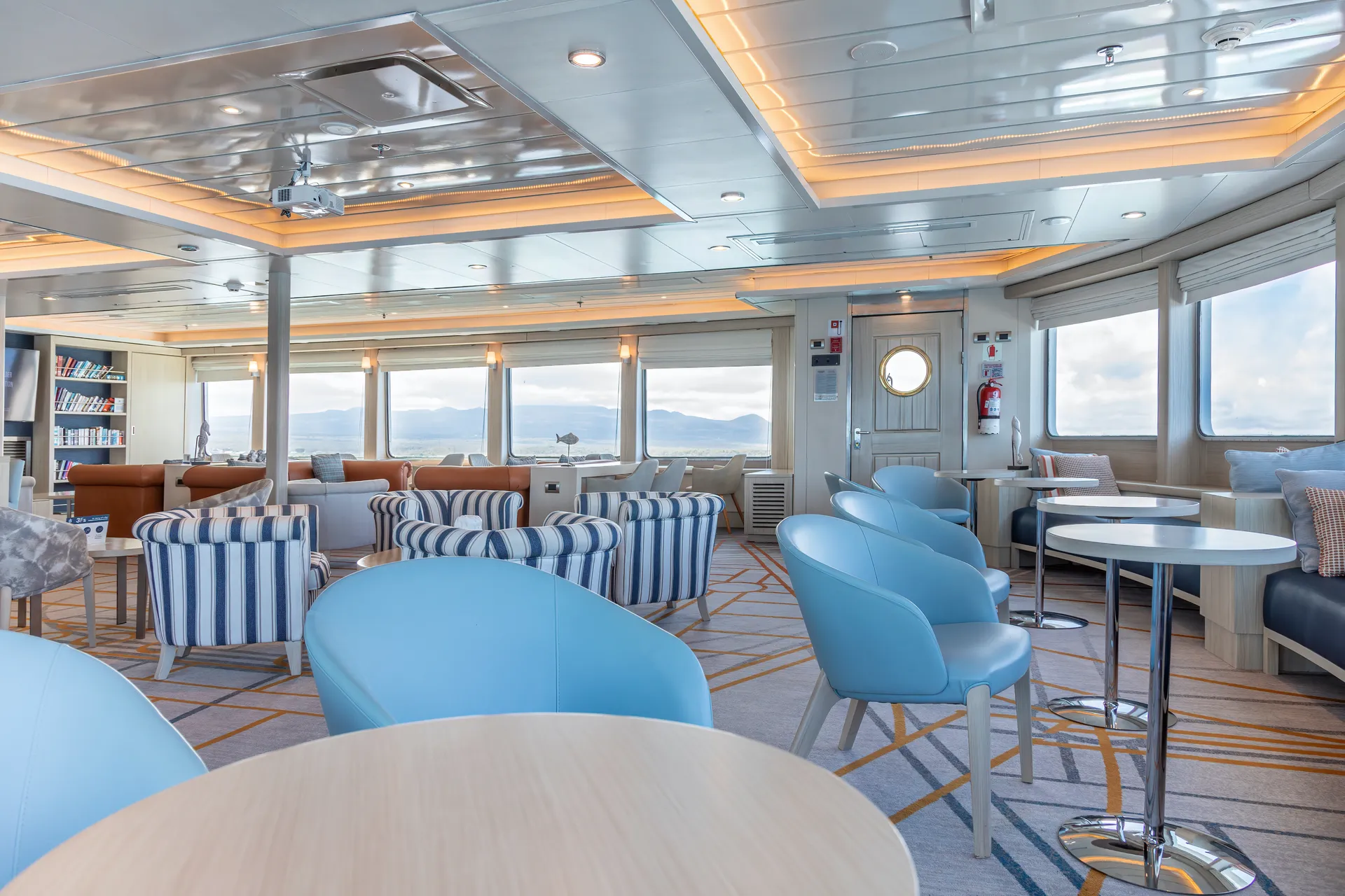 探險酒廊酒吧(附科學角與圖書室) 3