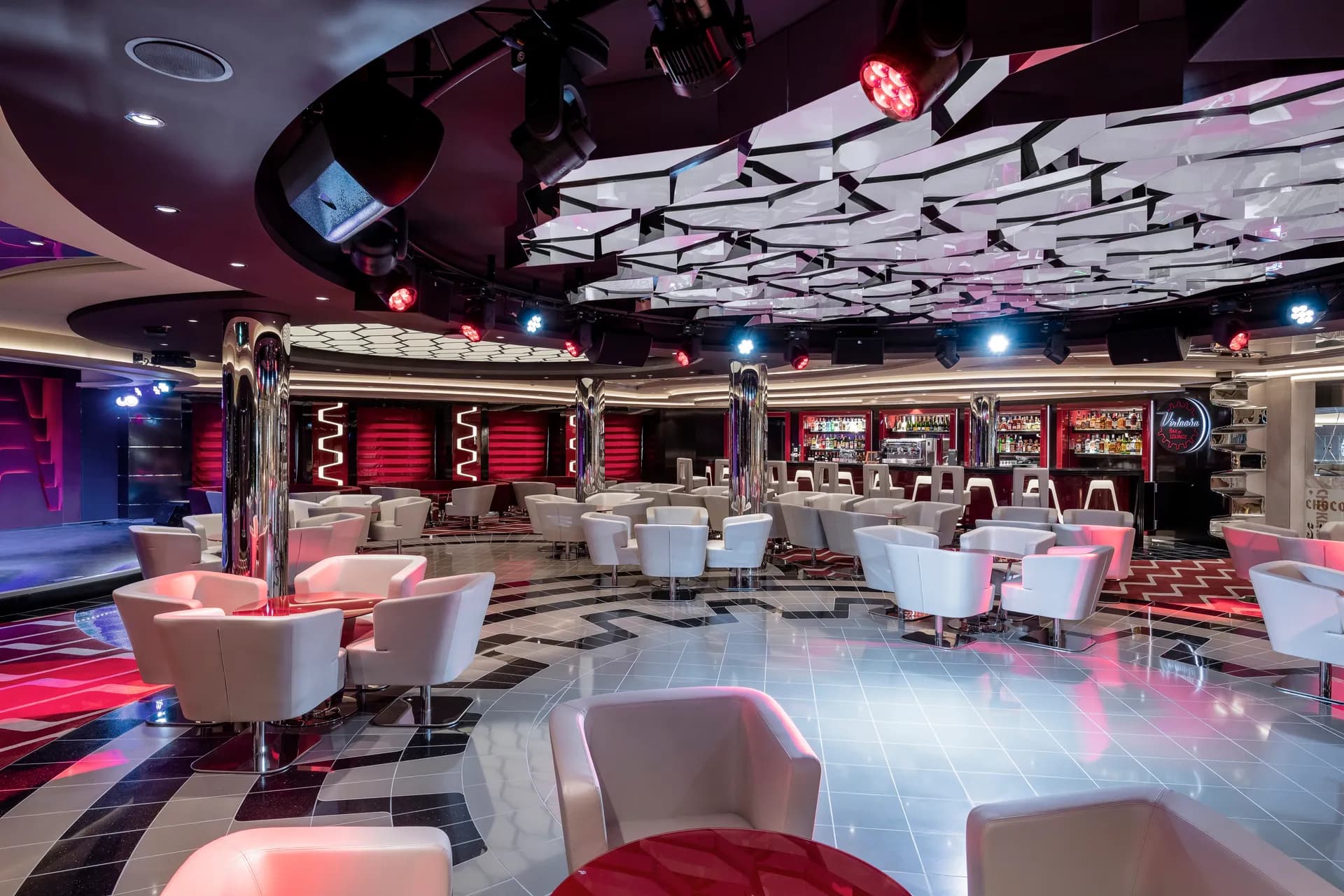 Virtuosa Bar & Lounge 威圖莎酒吧與休息室 2