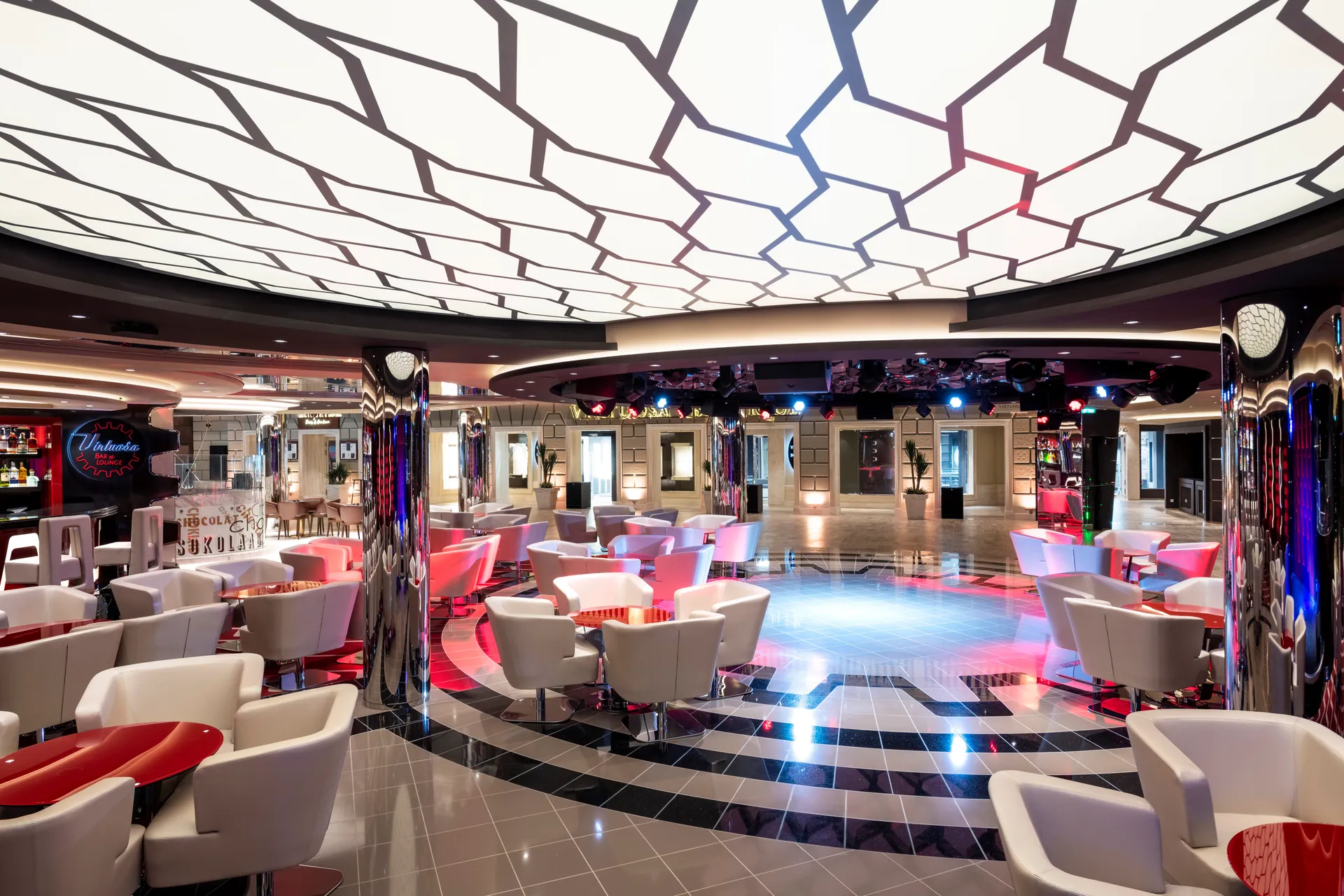 Virtuosa Bar & Lounge 威圖莎酒吧與休息室 1