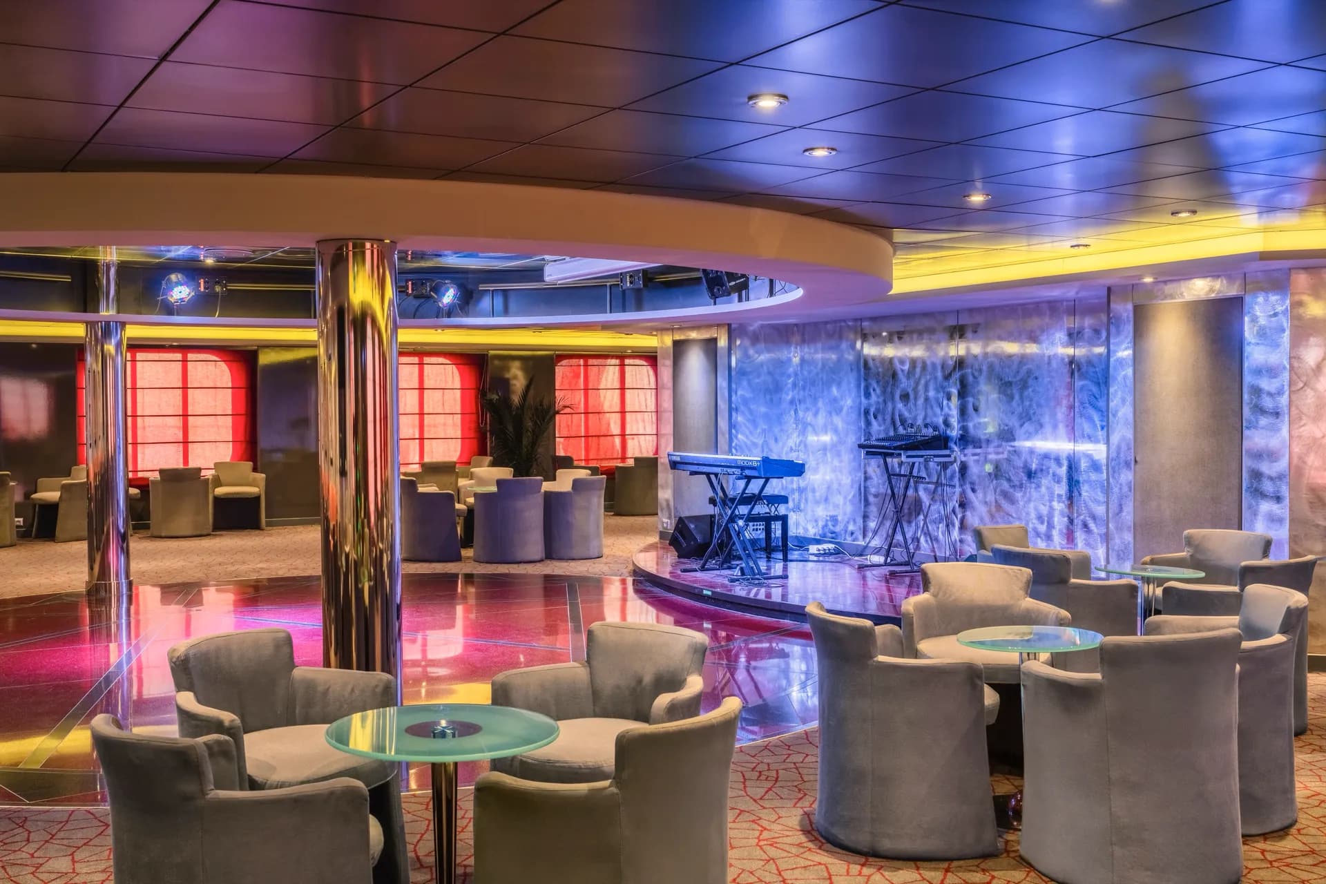 Sinfonia Lounge & Library 交響樂廳與圖書館 5