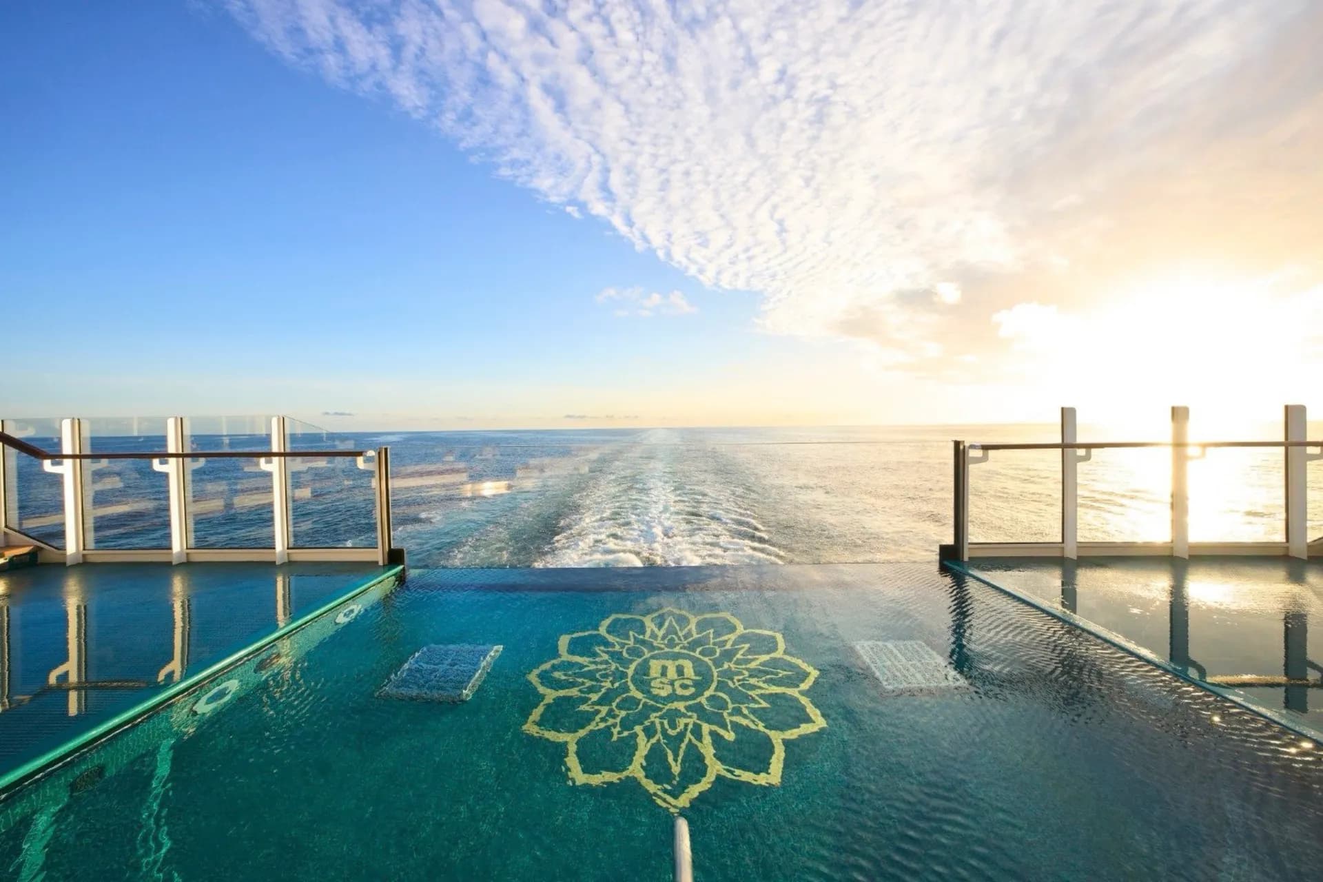 Astern Pool & Bar 船尾泳池酒吧 5