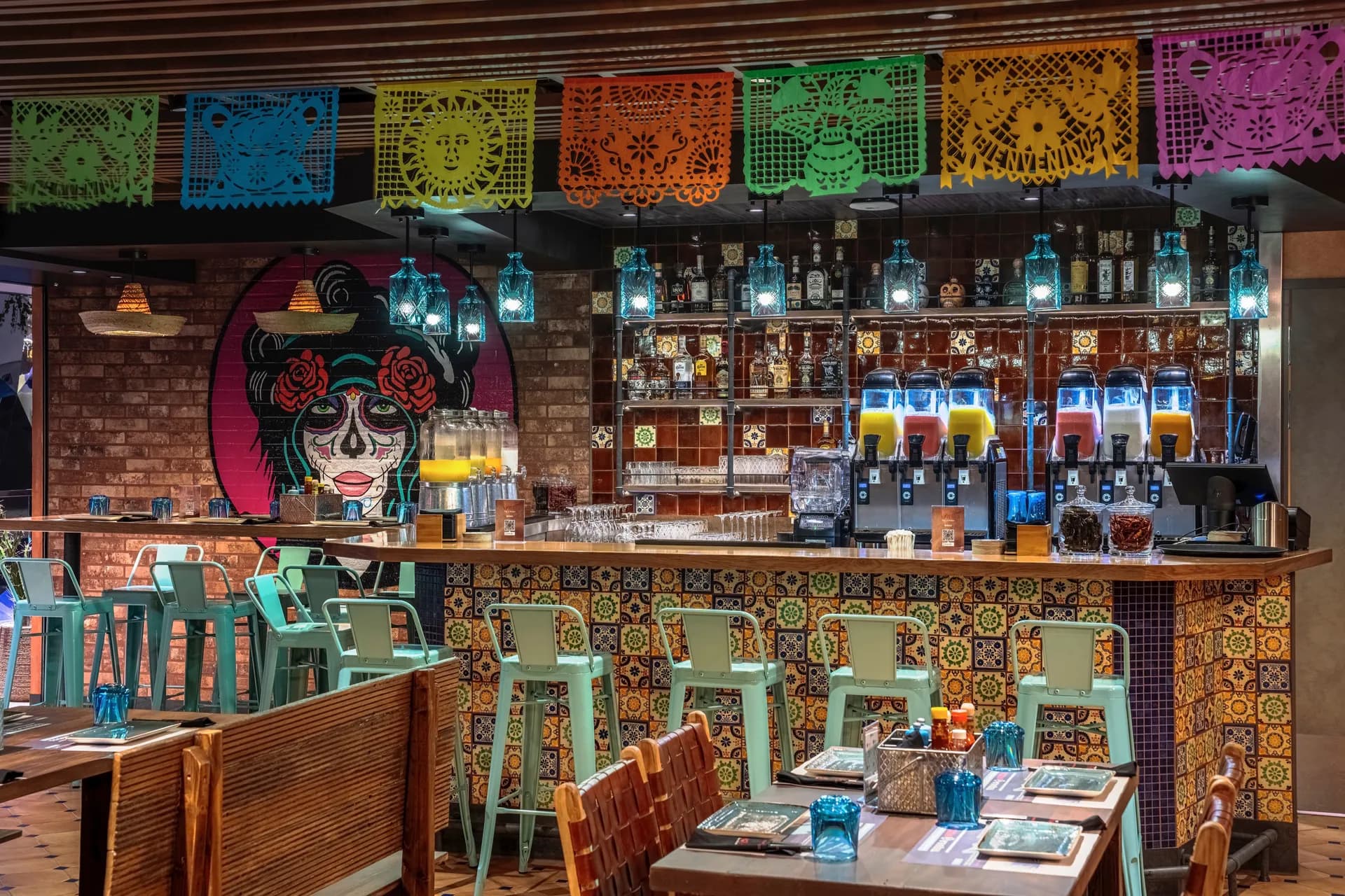 HOLA! Tacos Cantina 墨西哥小吃餐廳 2
