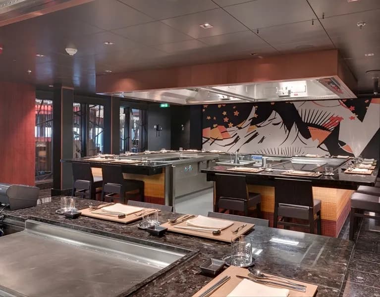 地中海海際線號 13