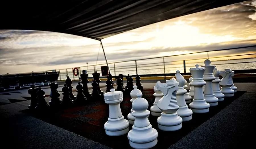 亞法隆遠見號 11