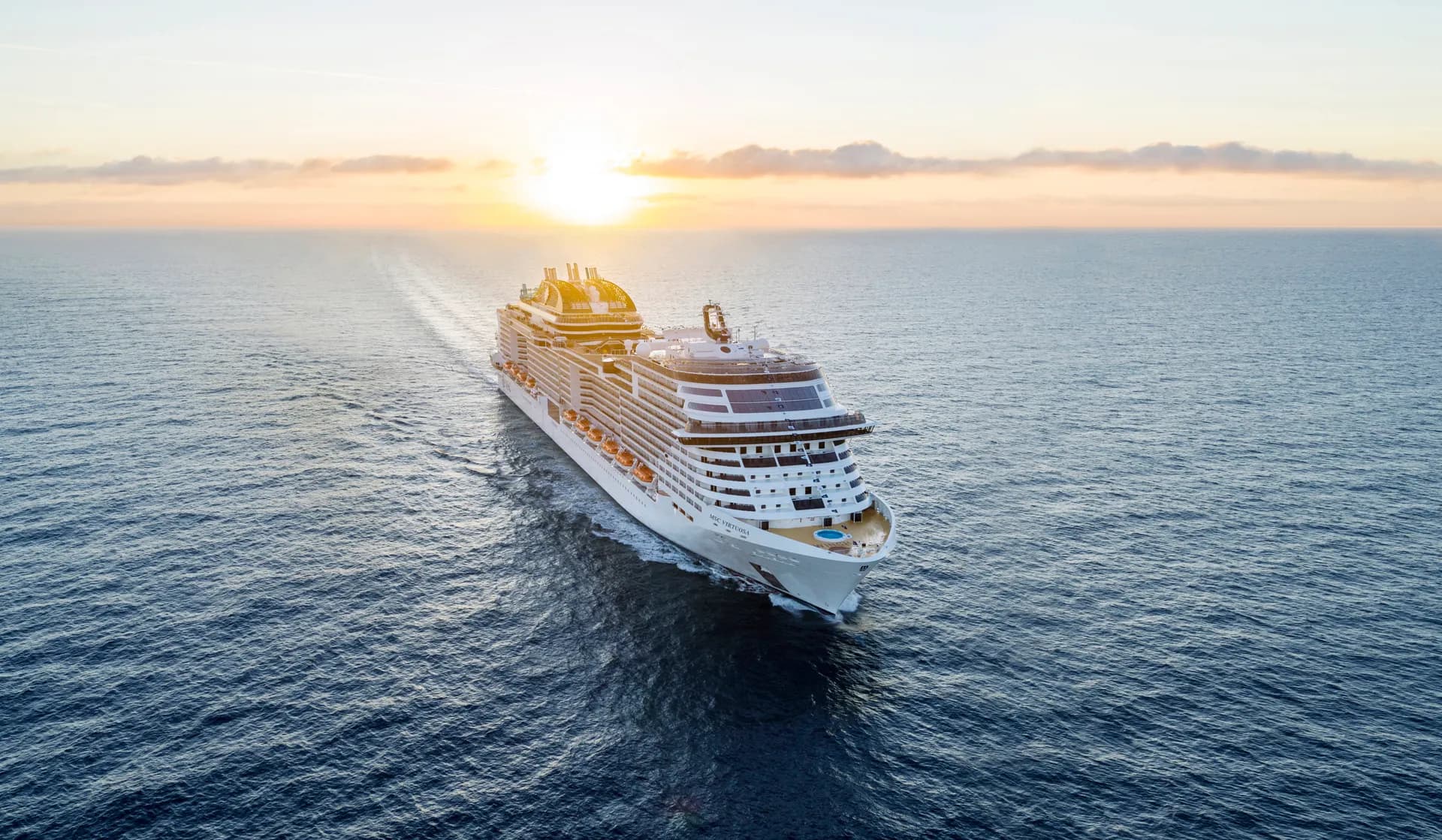 地中海華彩號 — 地中海郵輪