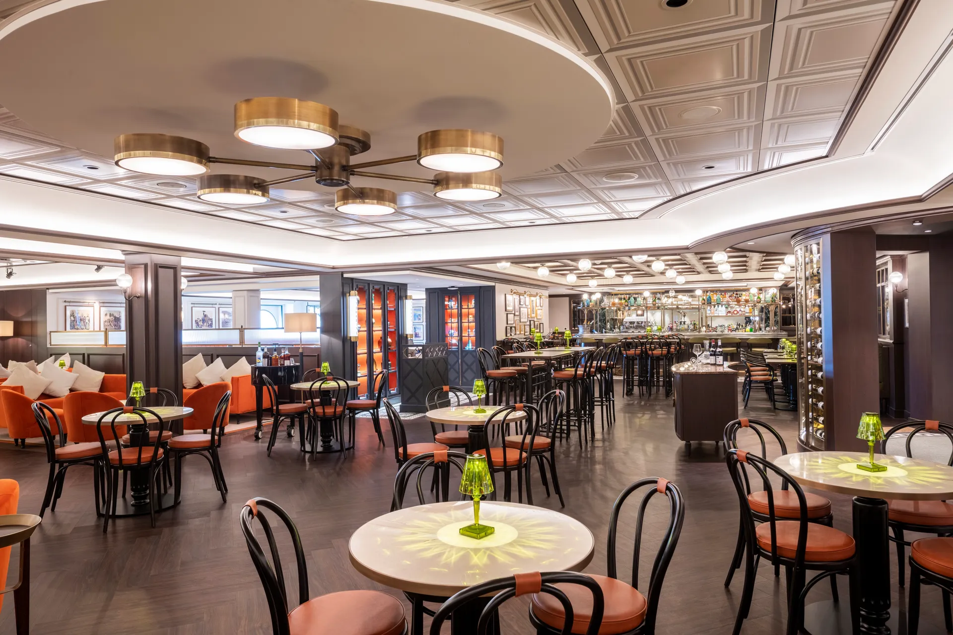 L'Atelier Bar & Art 藝術酒吧 11