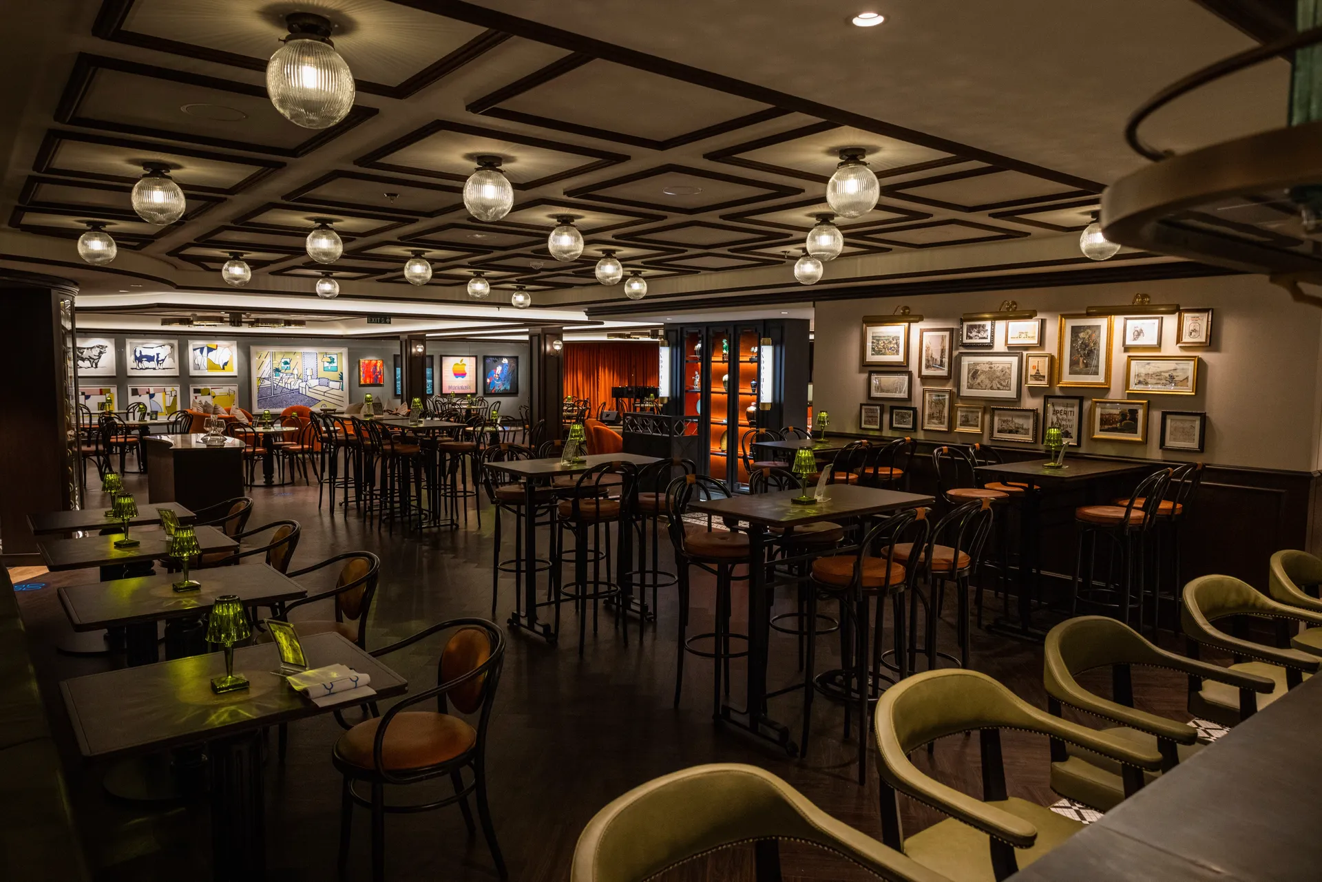 L'Atelier Bar & Art 藝術酒吧 7