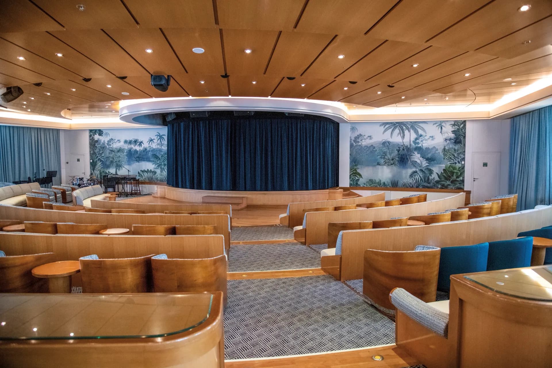 Le Grand Salon 大沙龍 1