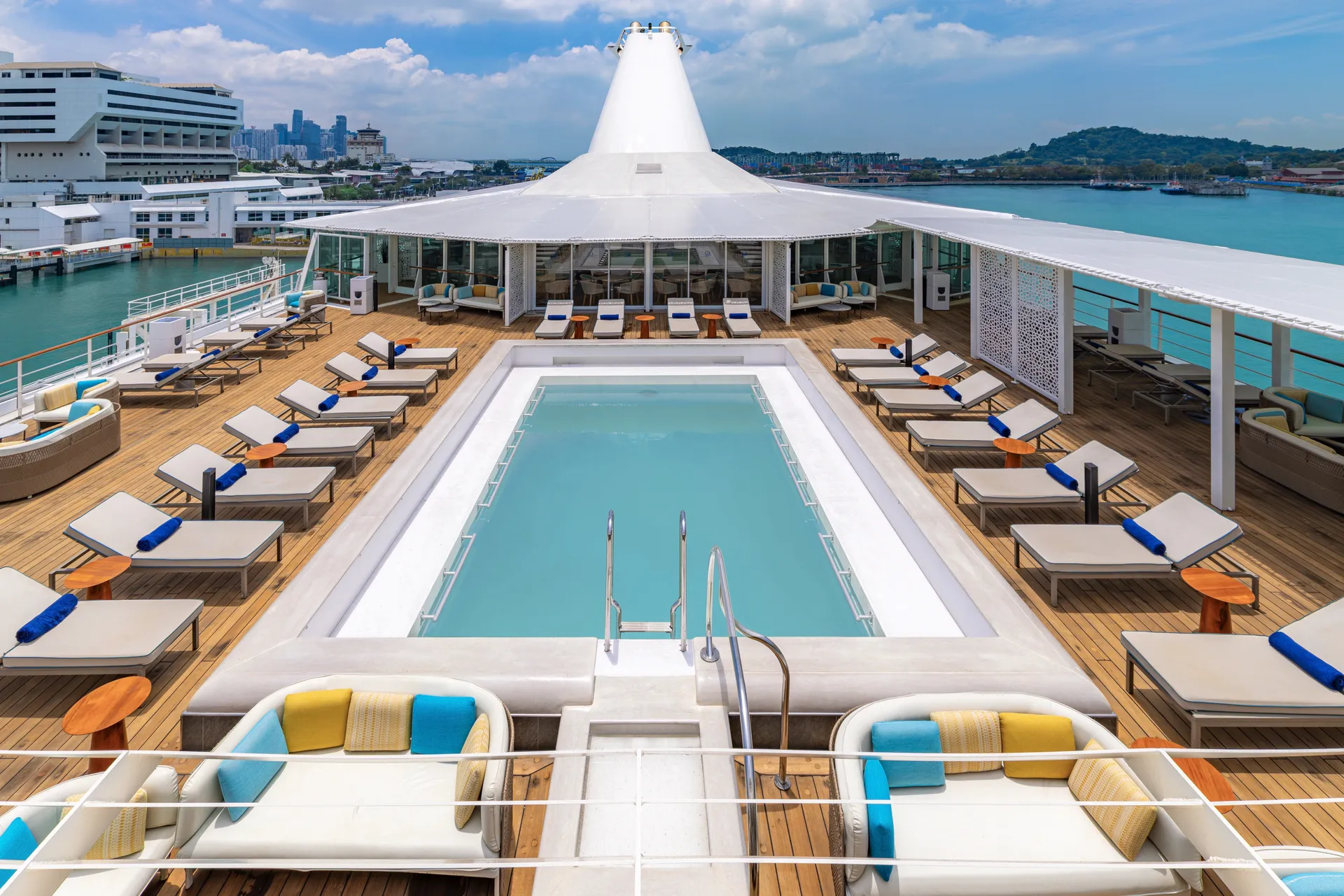 泳池甲板 1