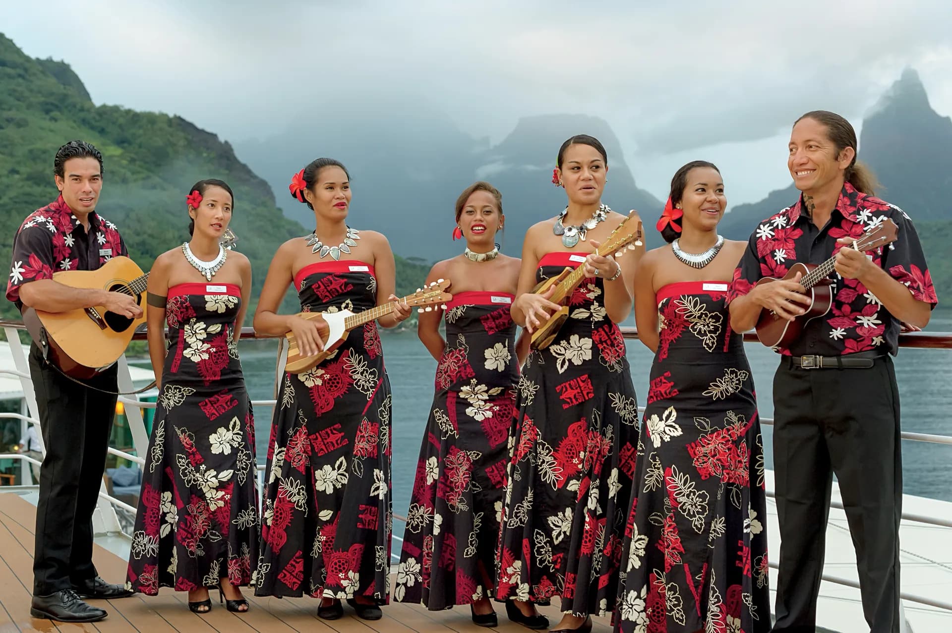 Les Gauguins & Les Gauguines 蓋根與蓋根夫人 5