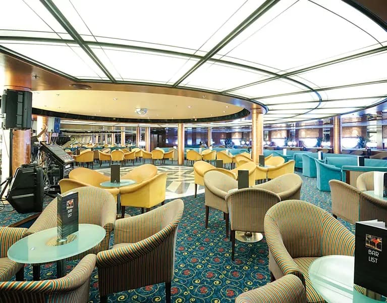 地中海序曲號 1