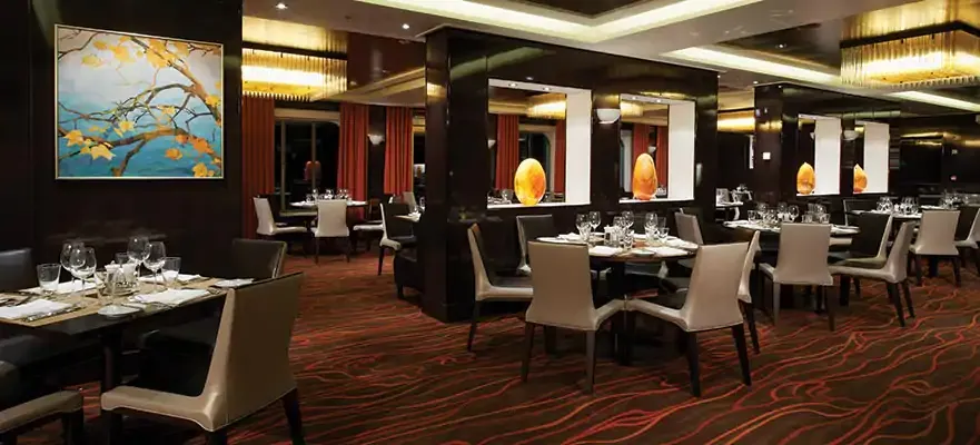 諾唯真逍遙號 18