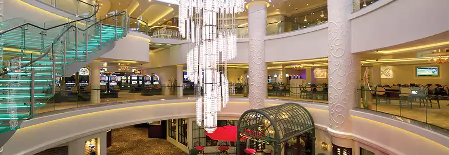 諾唯真逍遙號 3