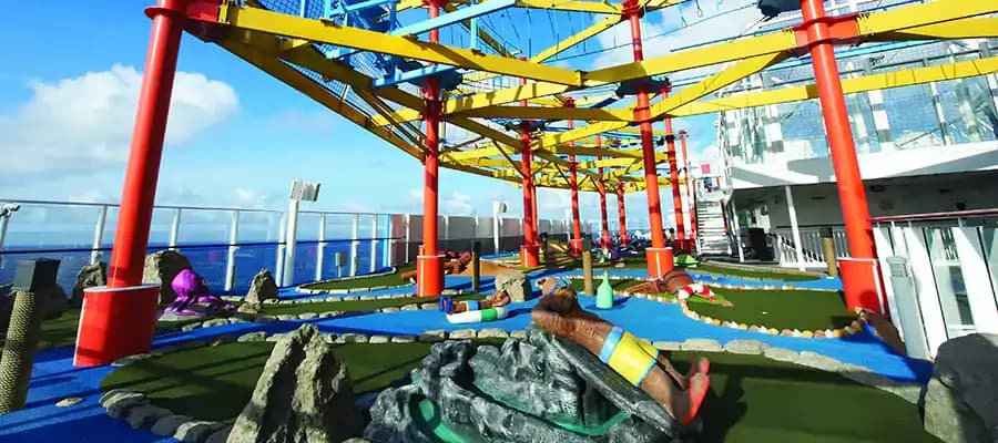 諾唯真逍遙號 12