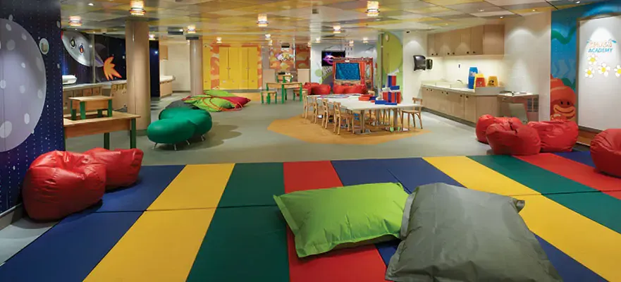 諾唯真逍遙號 19