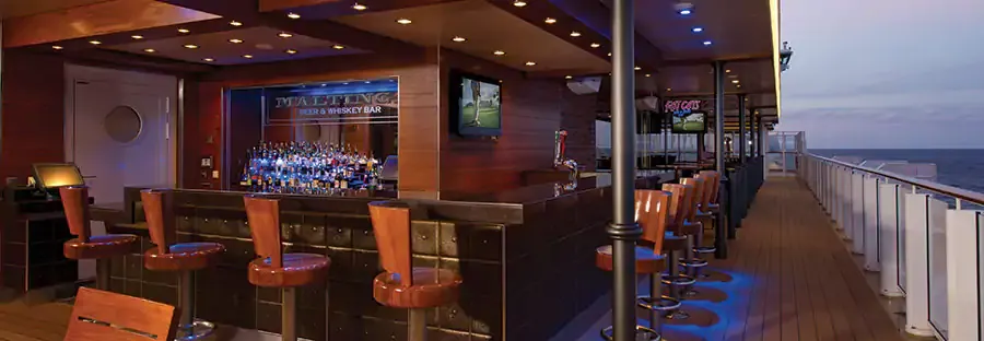 諾唯真逍遙號 6