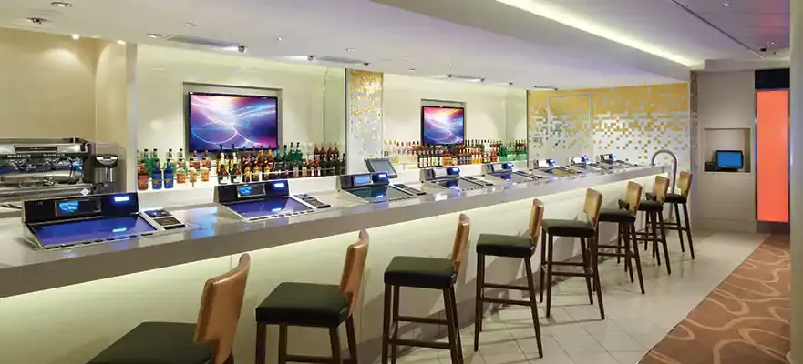 諾唯真逍遙號 15