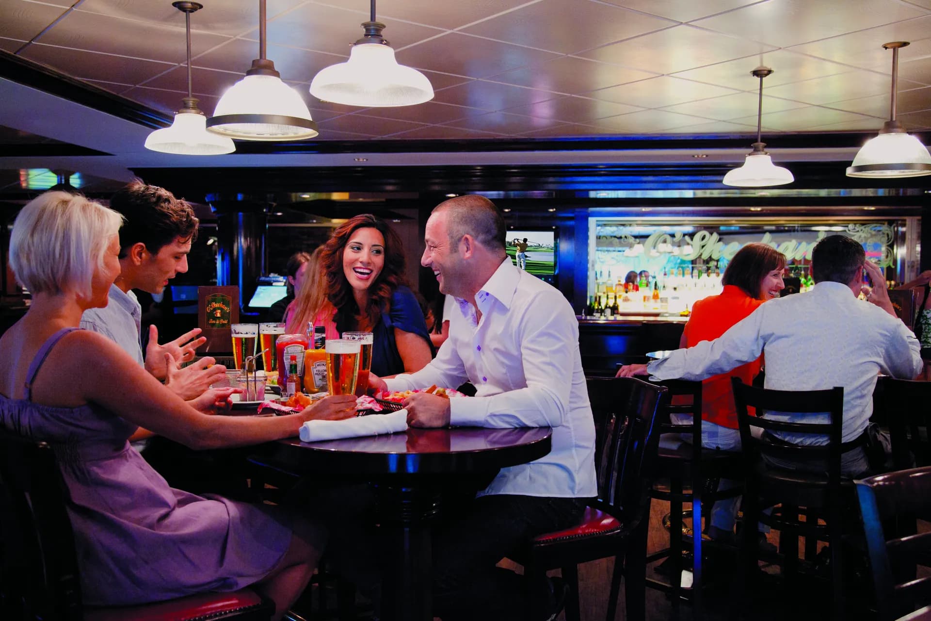 O'Sheehan's Neighbourhood Bar & Grill 鄰里酒吧與燒烤餐廳保齡球場 3