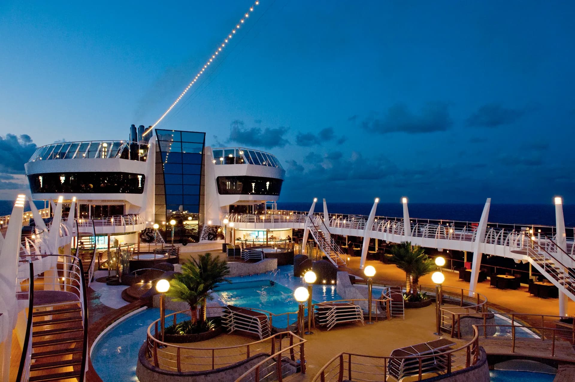 MSC Yacht Club 泳池甲板 4