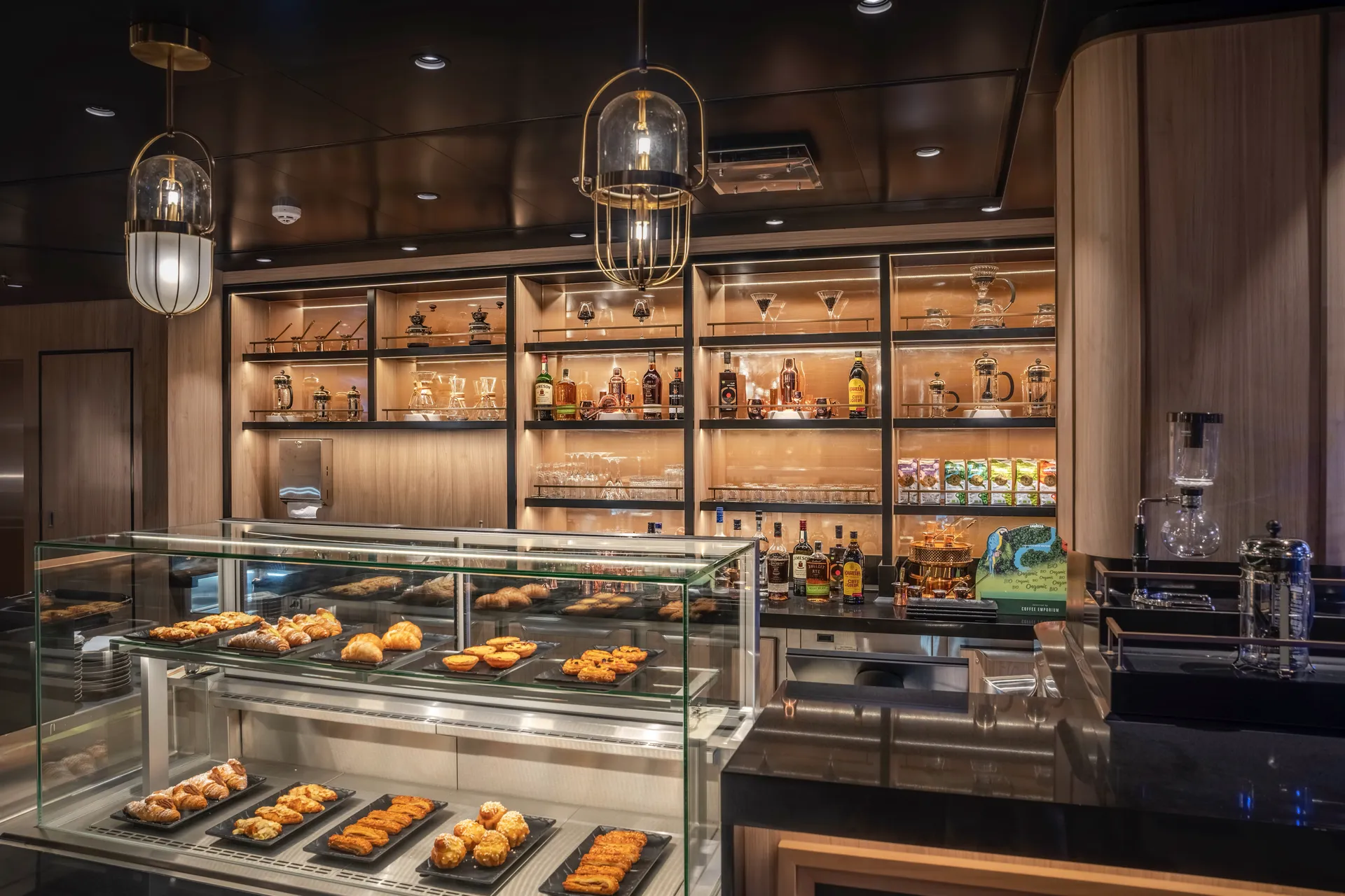 Coffee Emporium 咖啡專賣店 2