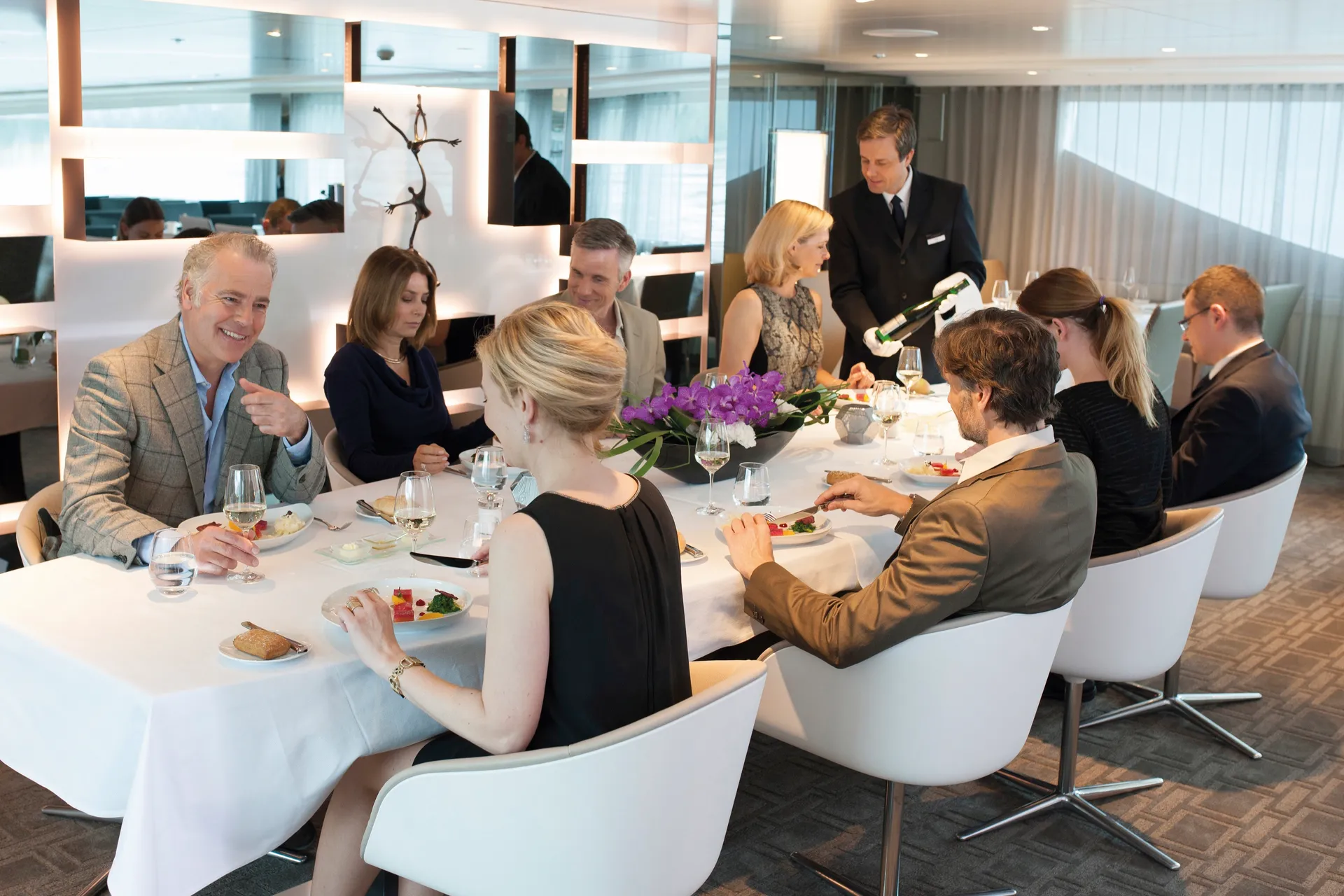 Table La Rive 河畔餐桌 2