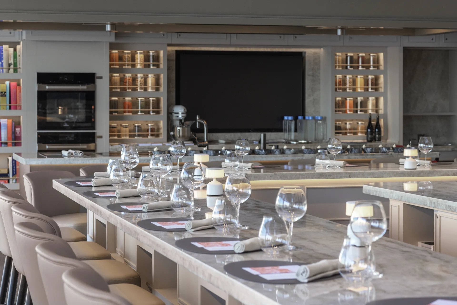 S.A.L.T. 主廚餐檯 1