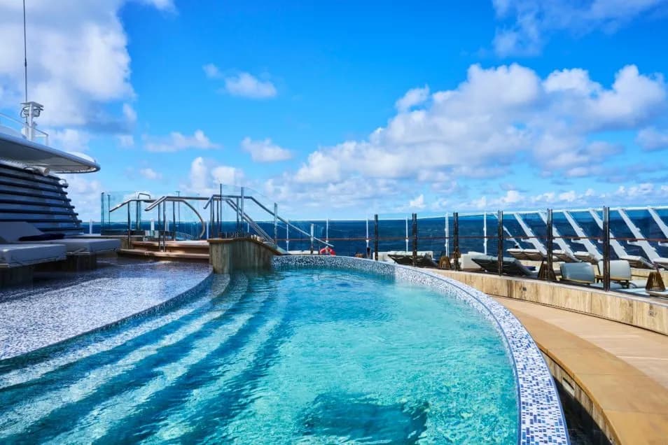 Helios Pool & Bar 海利奧斯泳池酒吧 2