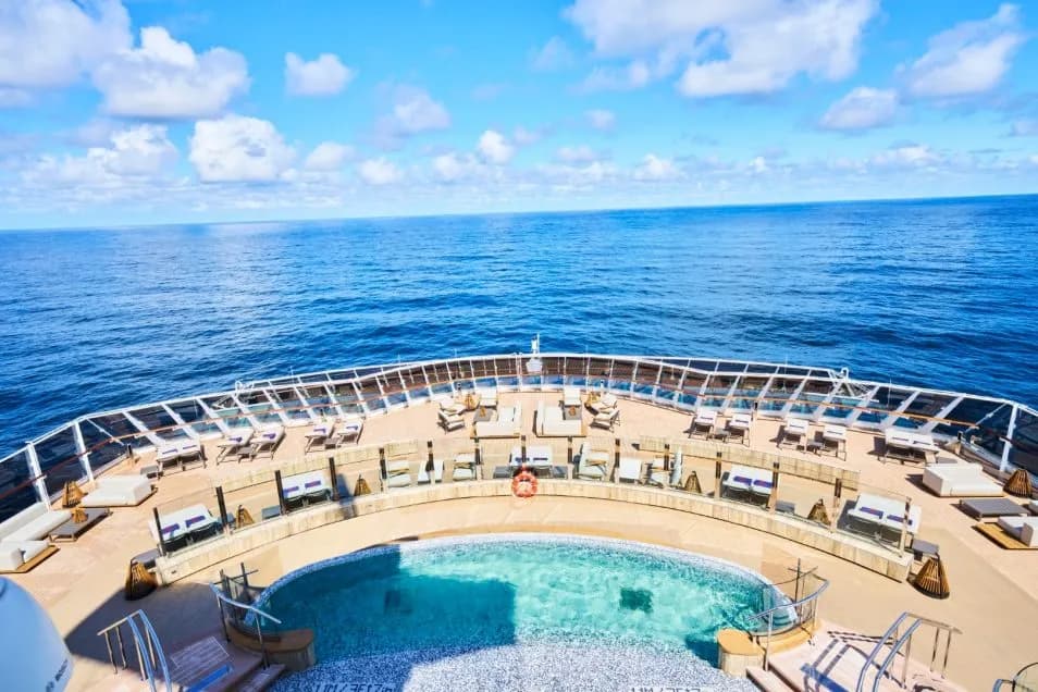 Helios Pool & Bar 海利奧斯泳池酒吧 8