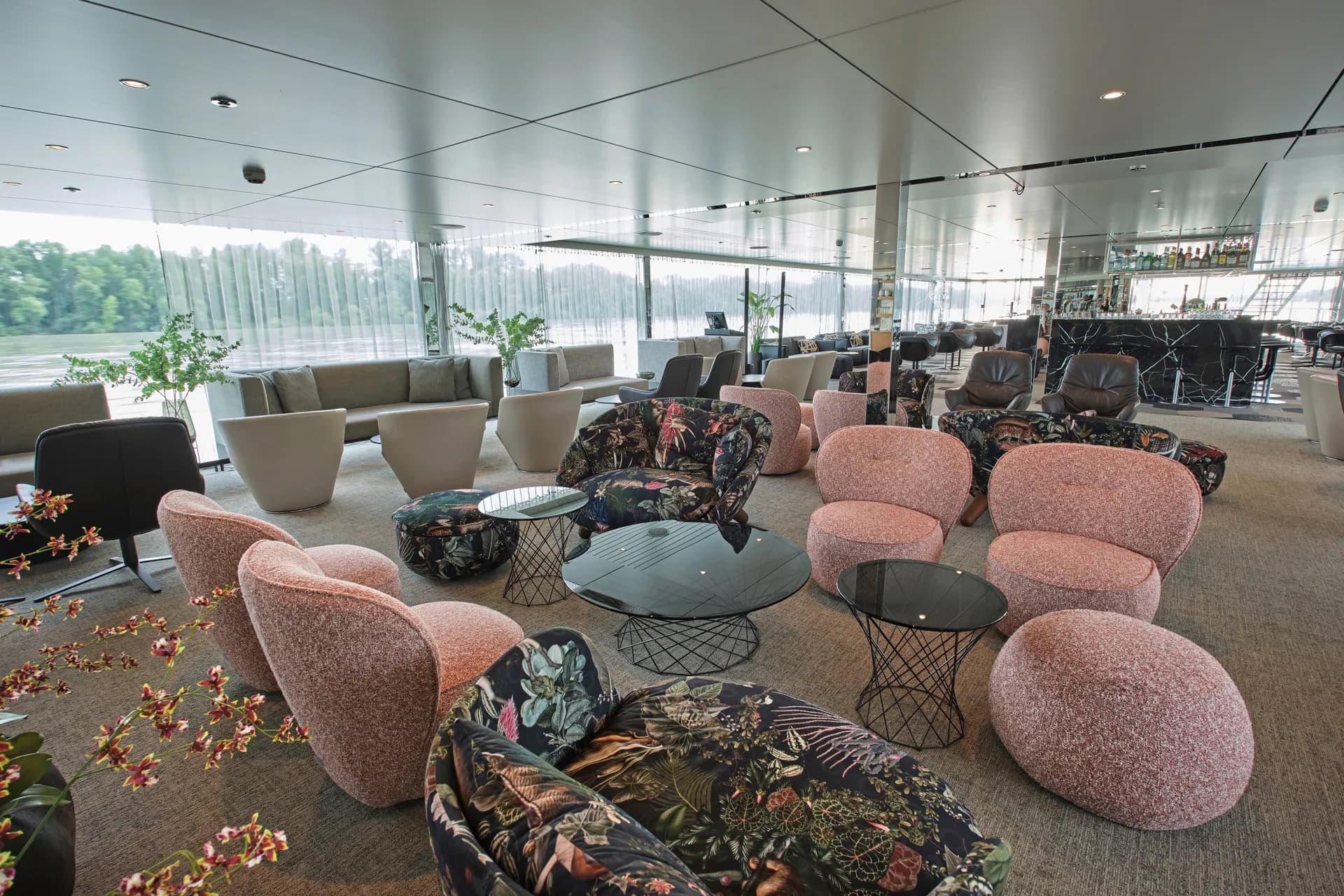 全景酒廊與酒吧 1