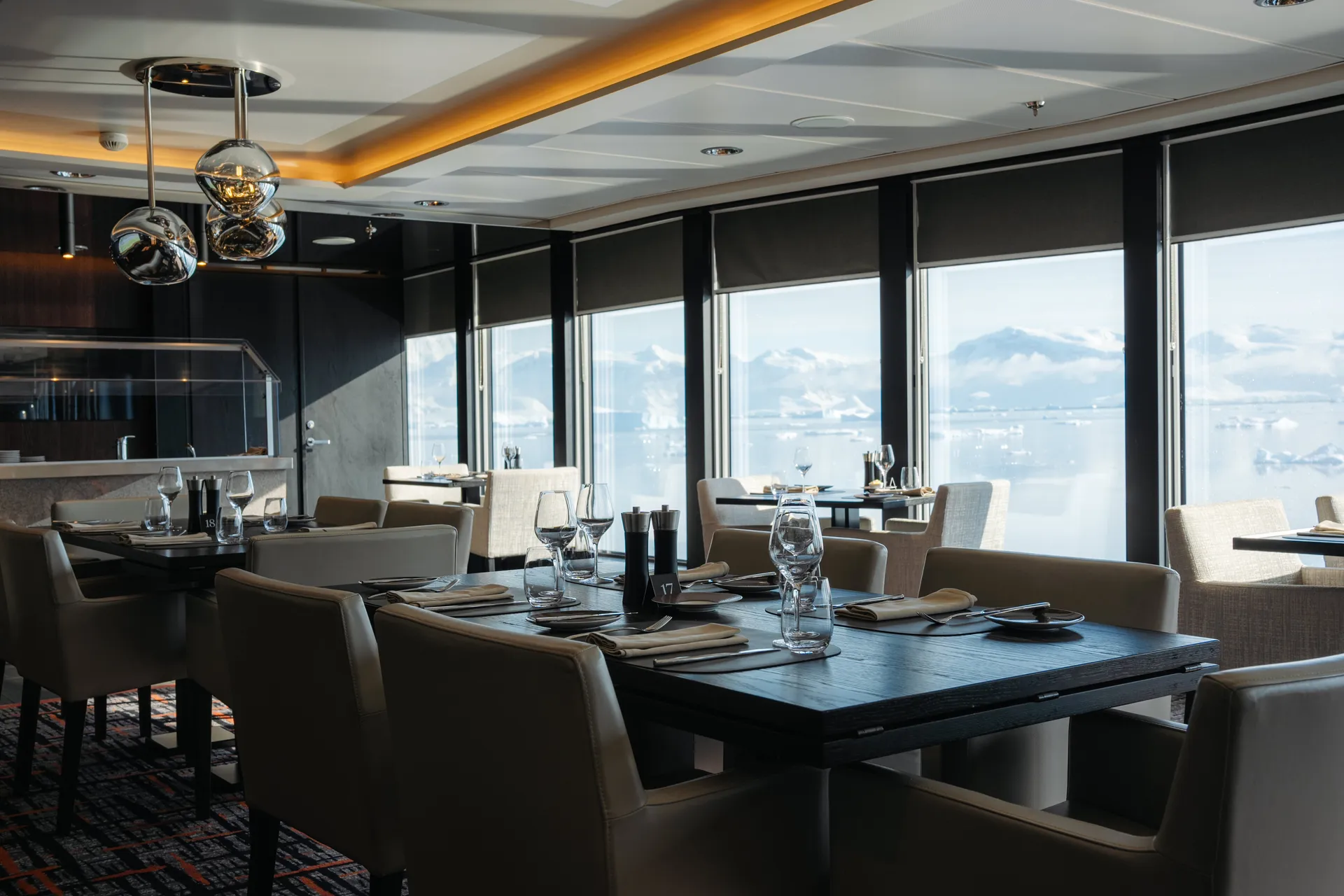 Lindstrøm 林德斯特羅姆 15