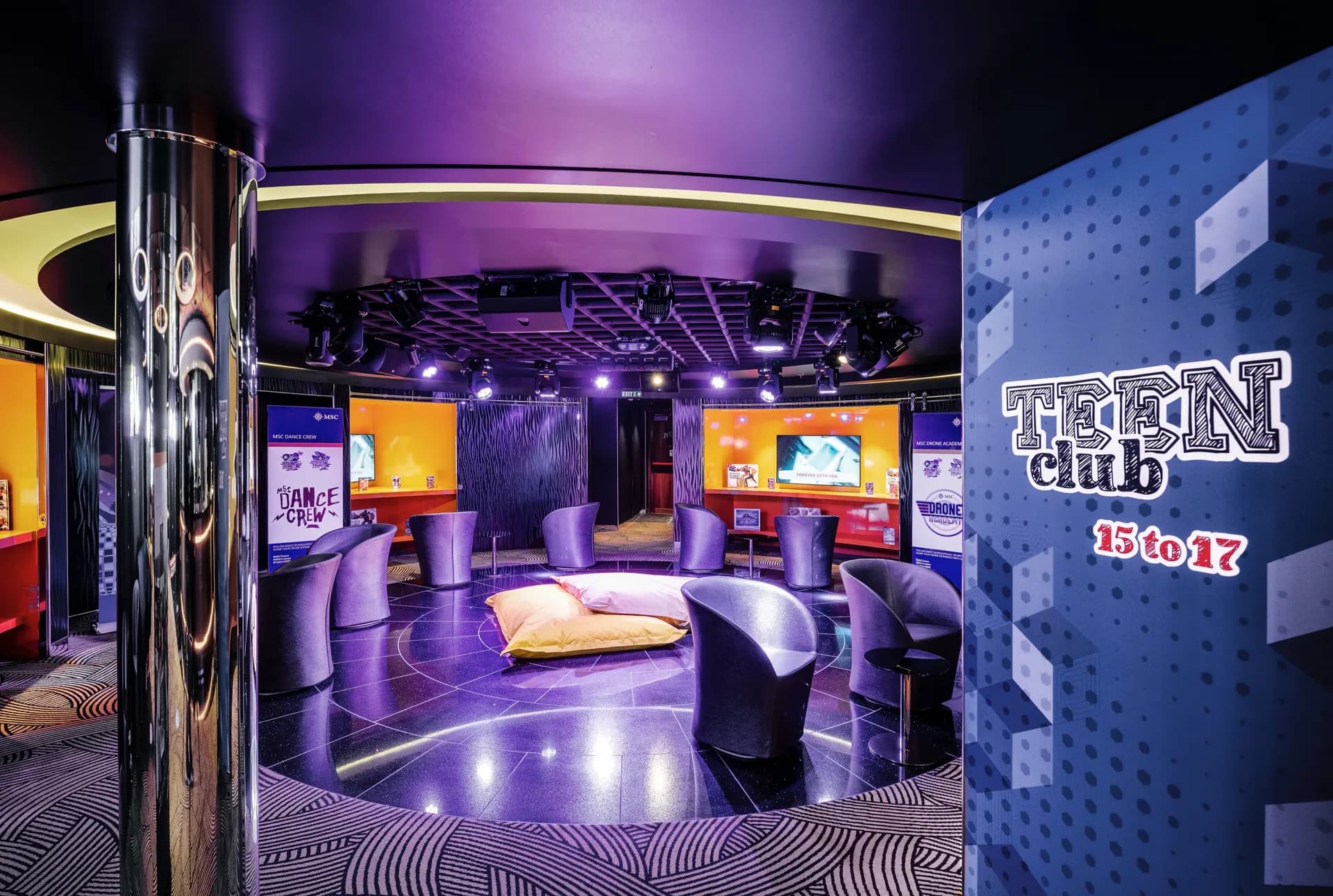 青少年俱樂部 1